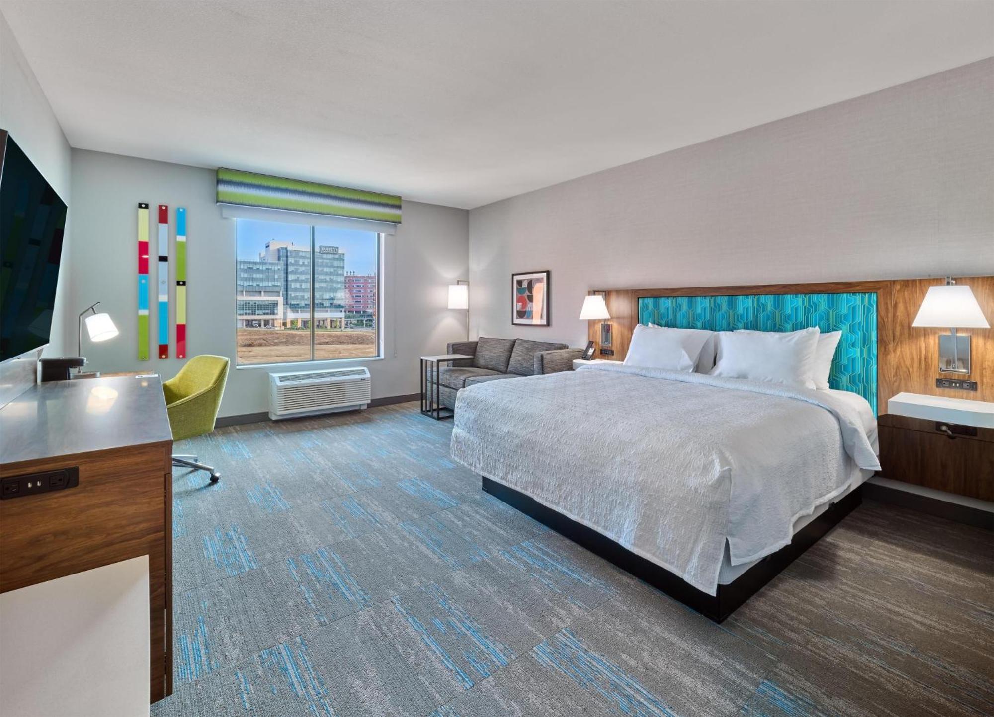 King Room with Sofa Bed - Hearing Accessible