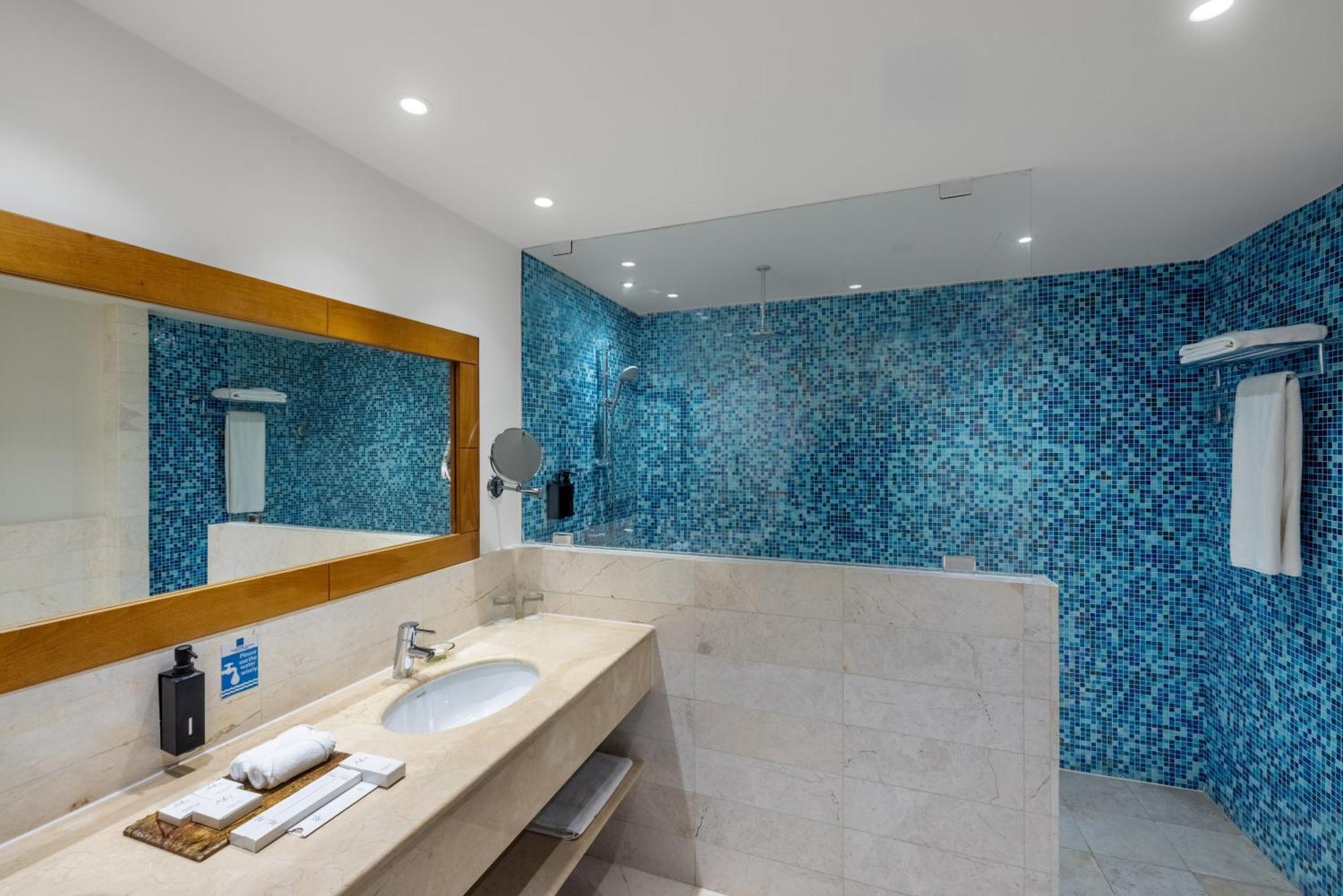 Sifawy Deluxe Suite