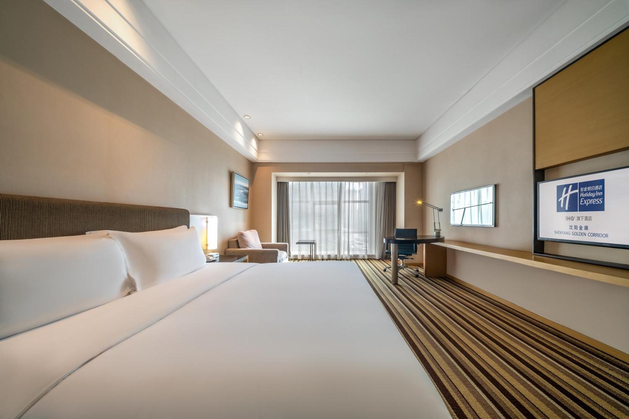 Standard King Room with Extra Floor Space