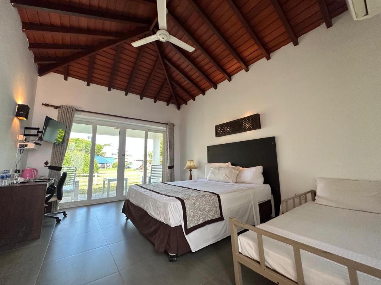 Triple Room with Balcony
