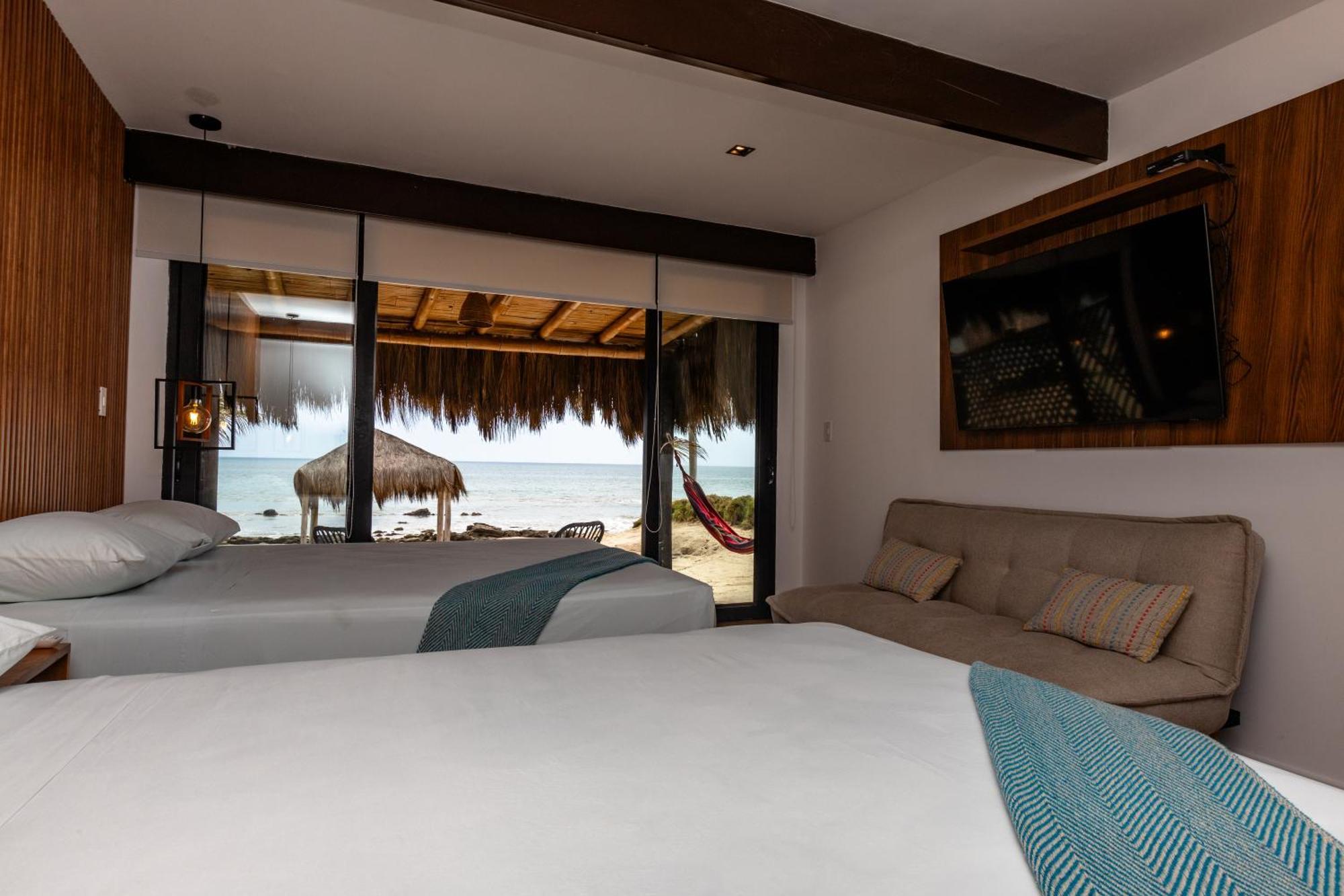 Deluxe Twin Room with Sea View