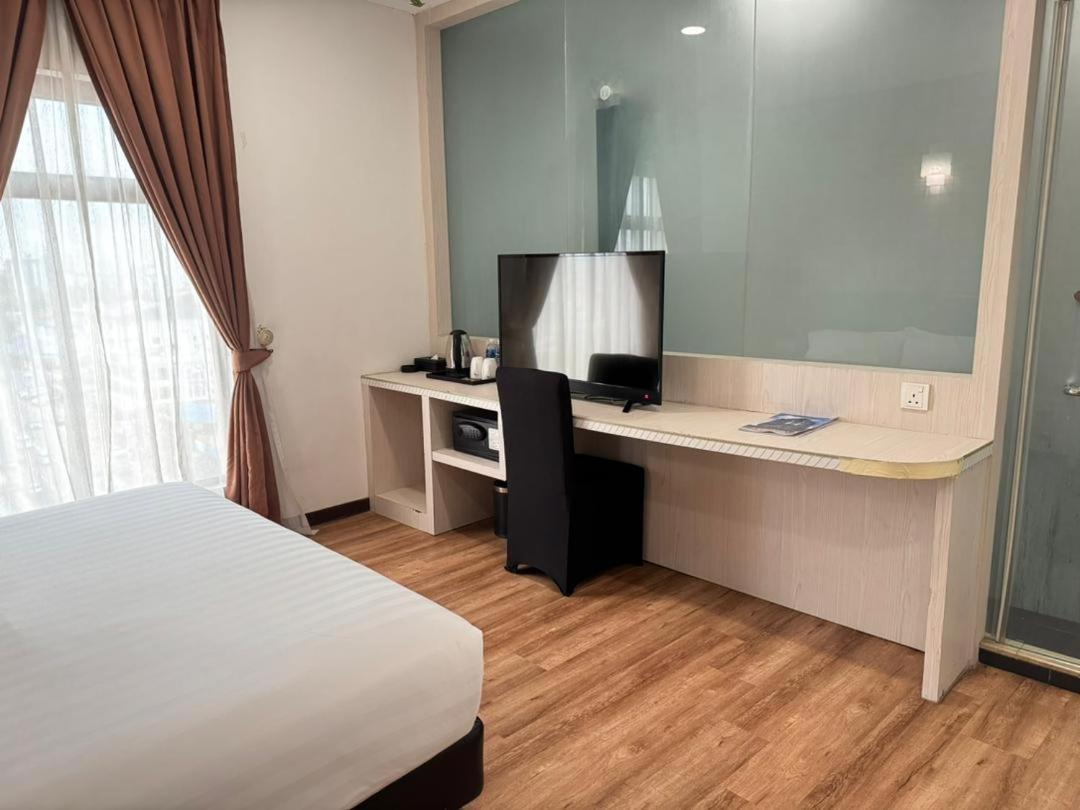 Suite With Jacuzzi