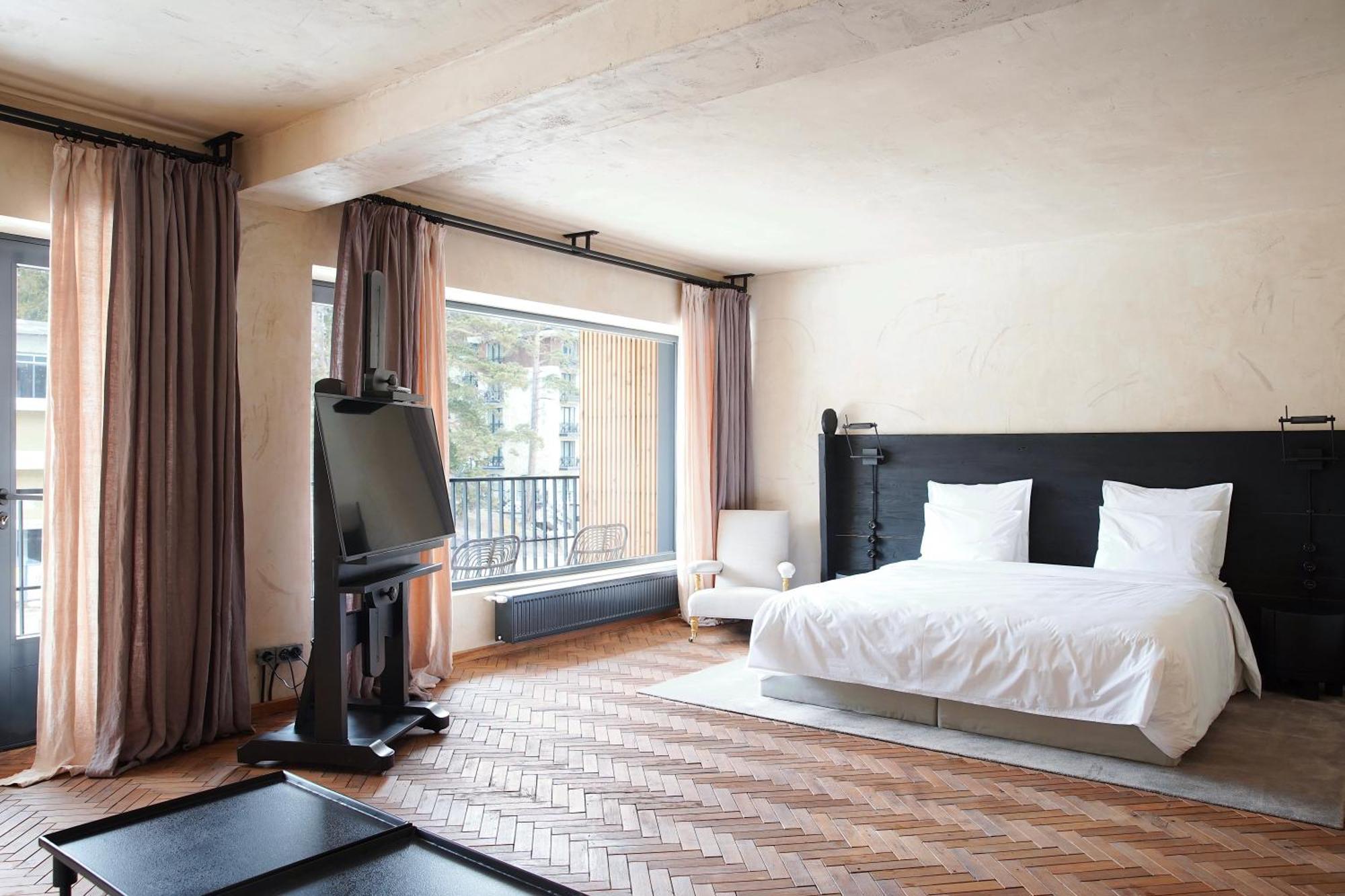 Executive King Room