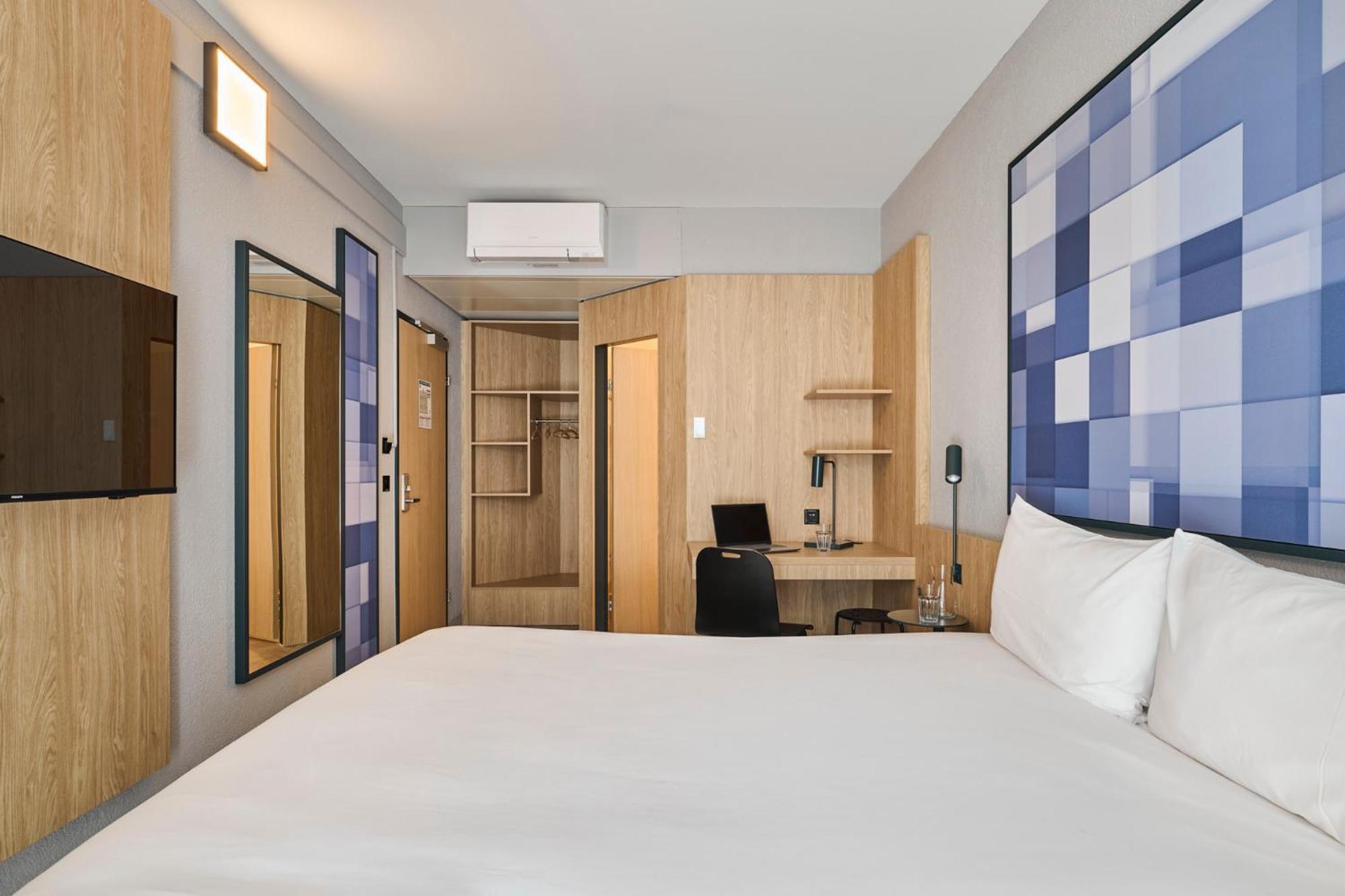 Superior Double Room with Balcony