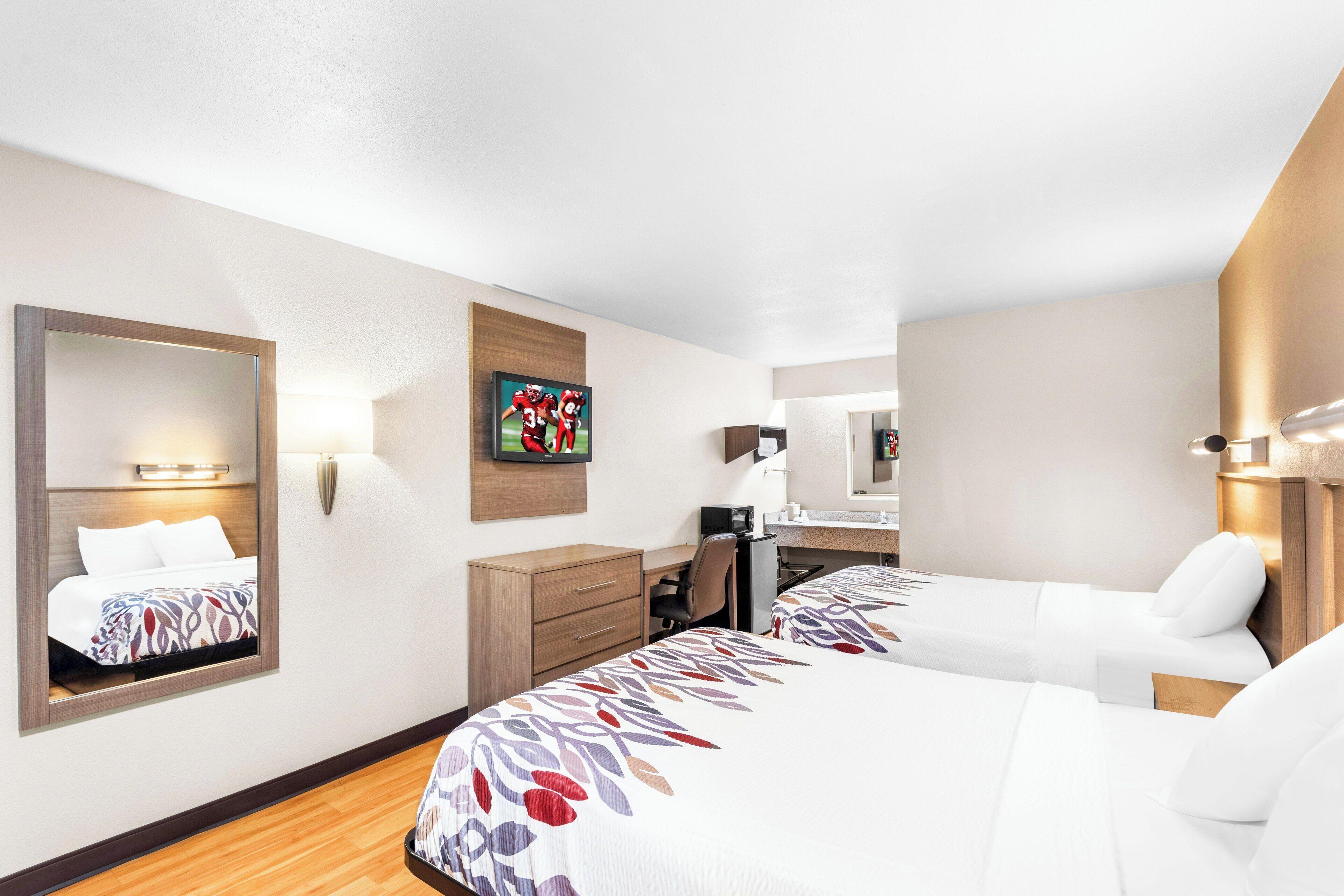 Deluxe Room with Two Double Beds Smoke Free