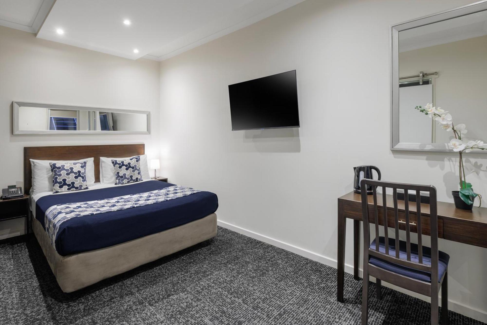 Mini Double Room