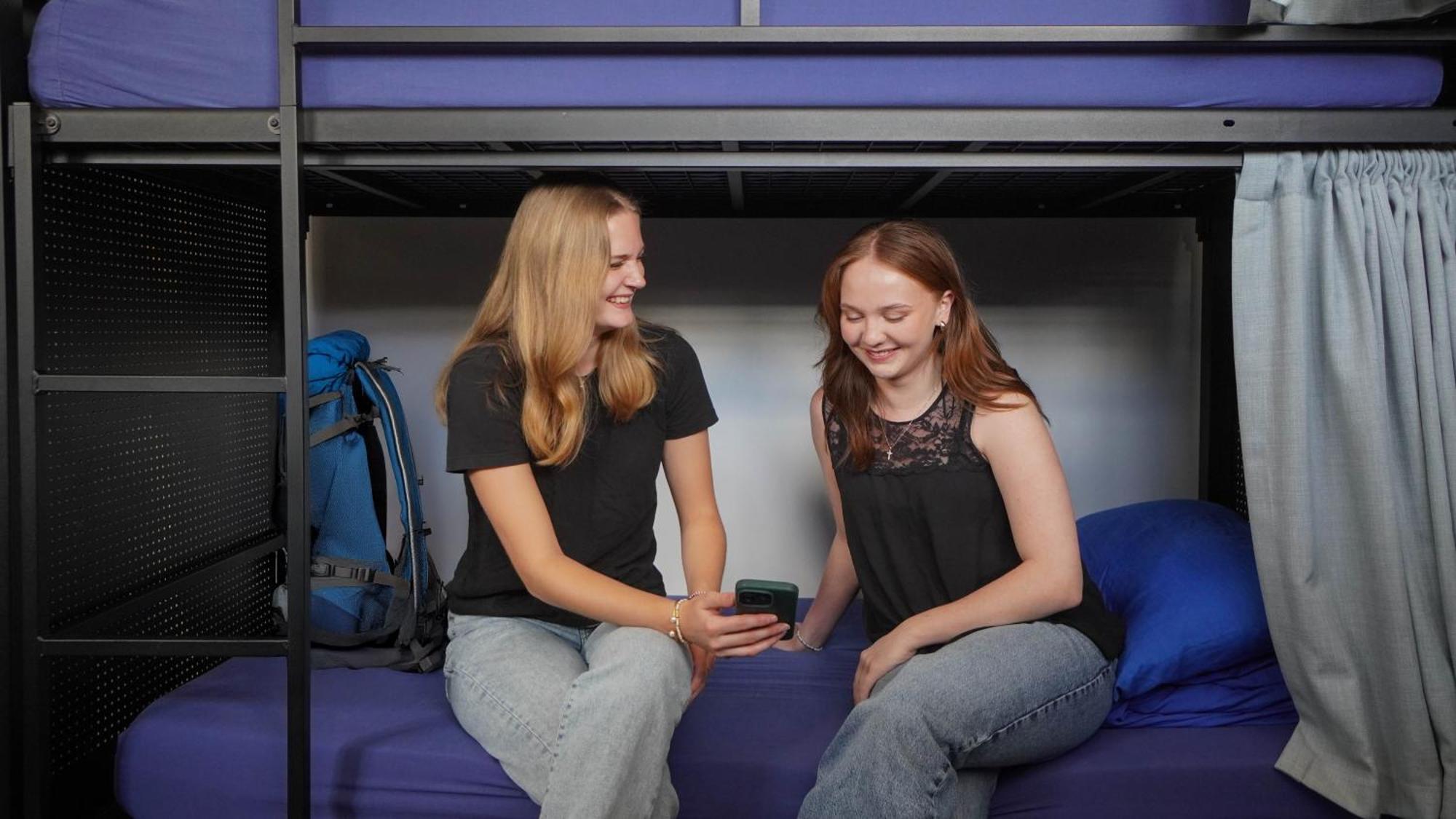 Bed in 4-Bed Female Dormitory Room with Private Bathroom