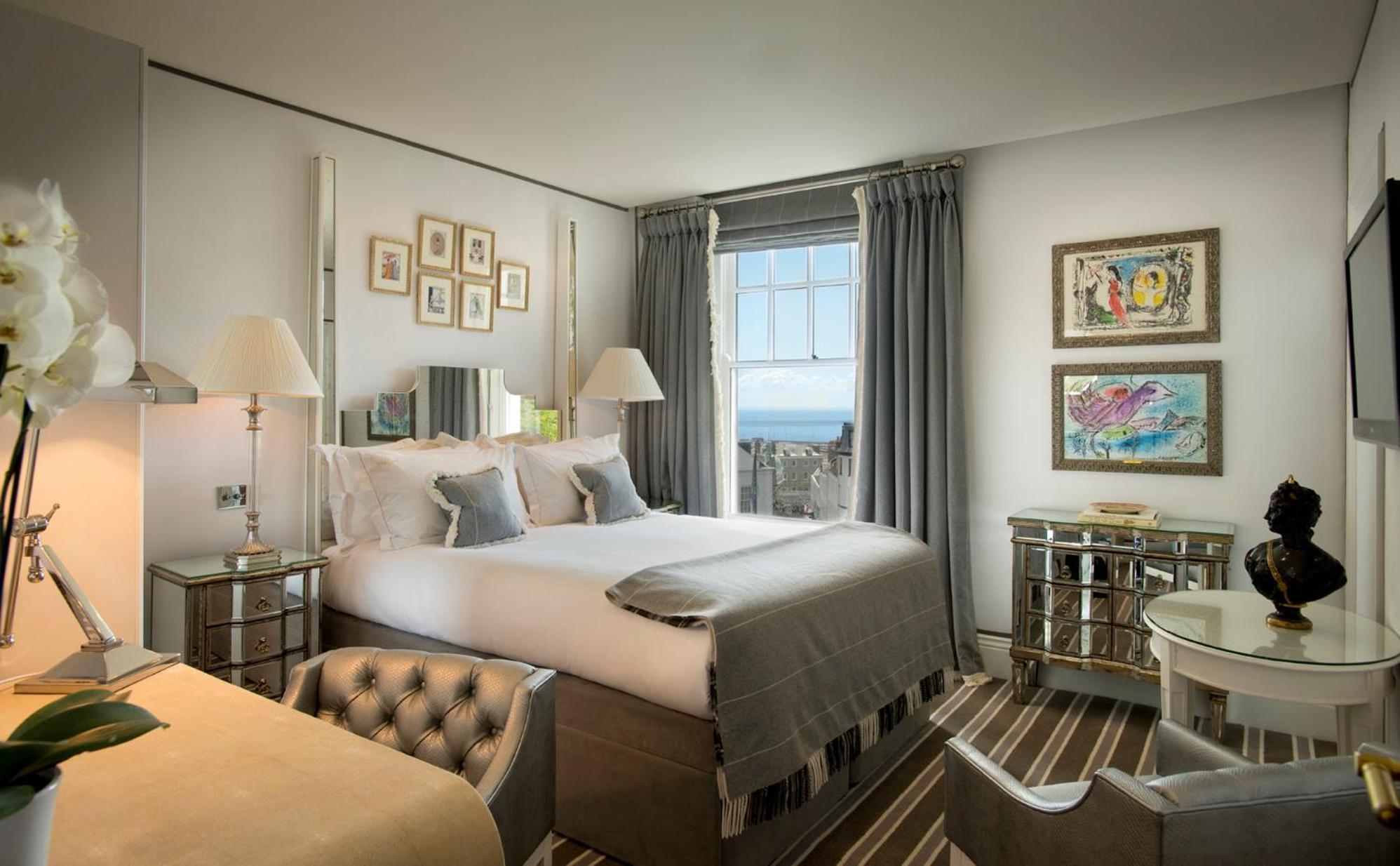 Queen Room with Sea View