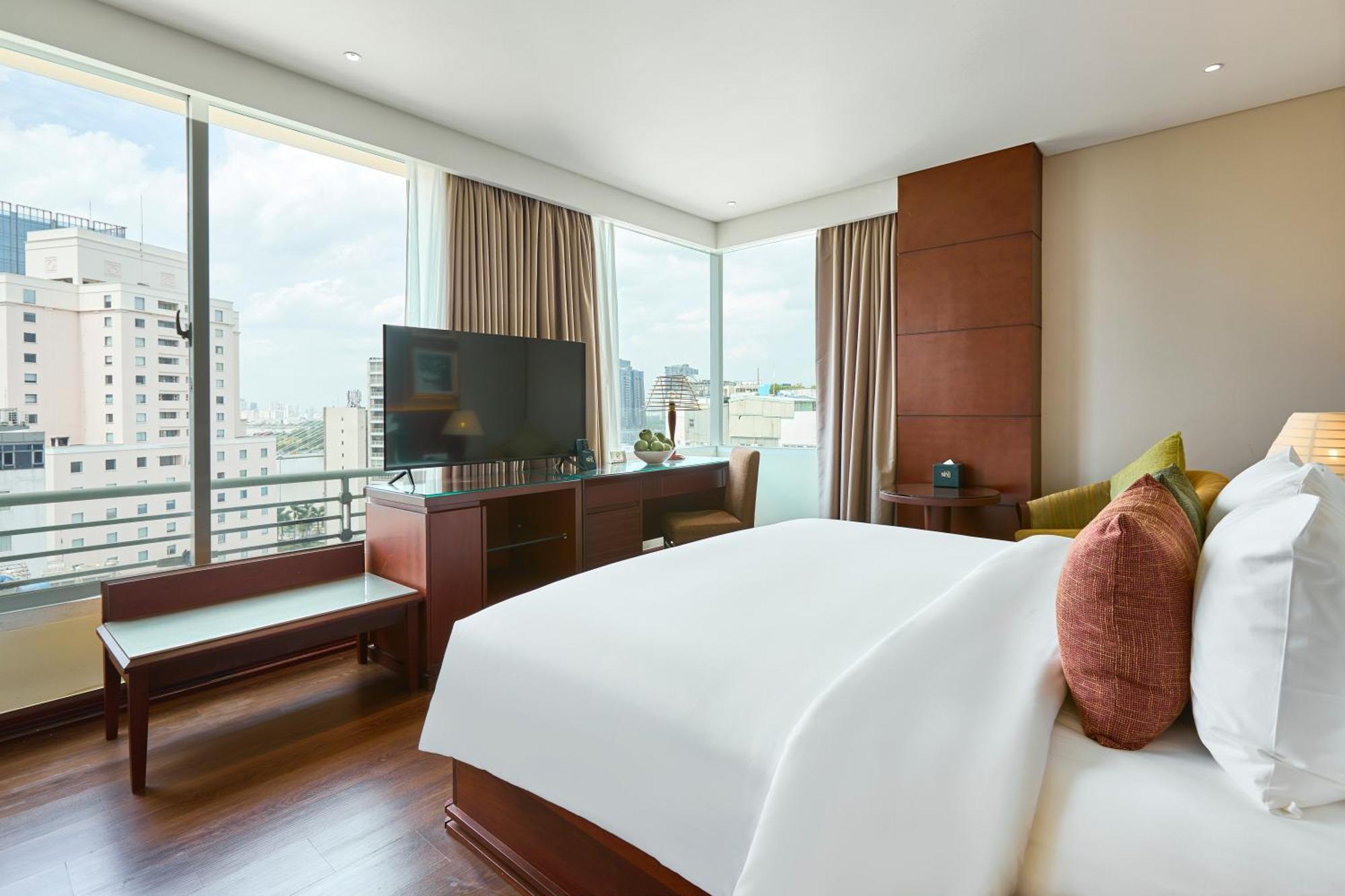 Grand City View, free Afternoon Tea
