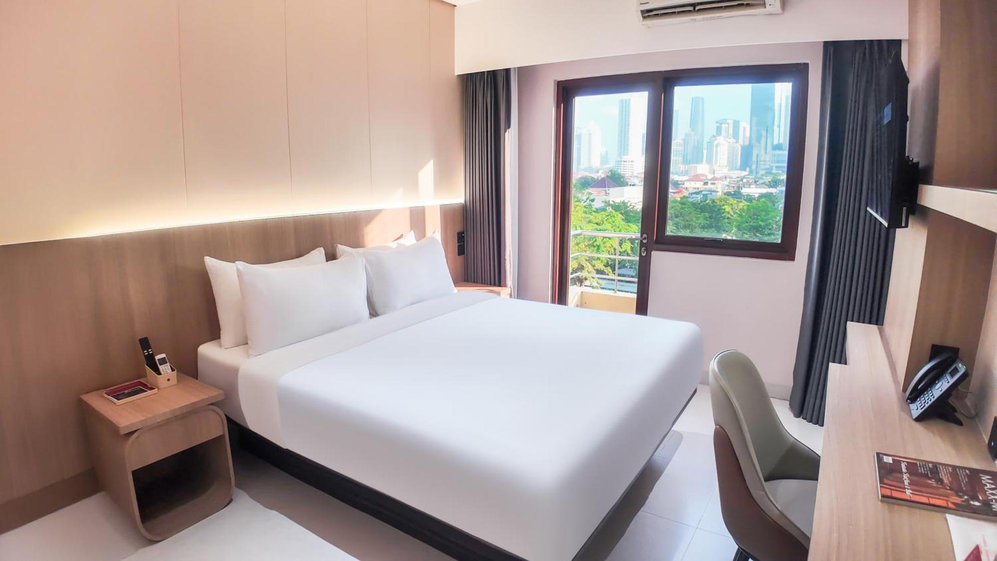 Smart Luxe Room