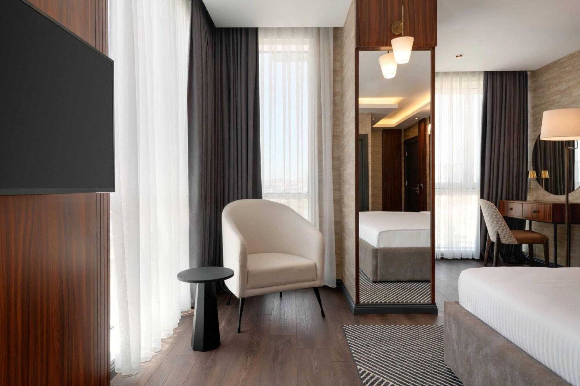 Corner Room with Sea View