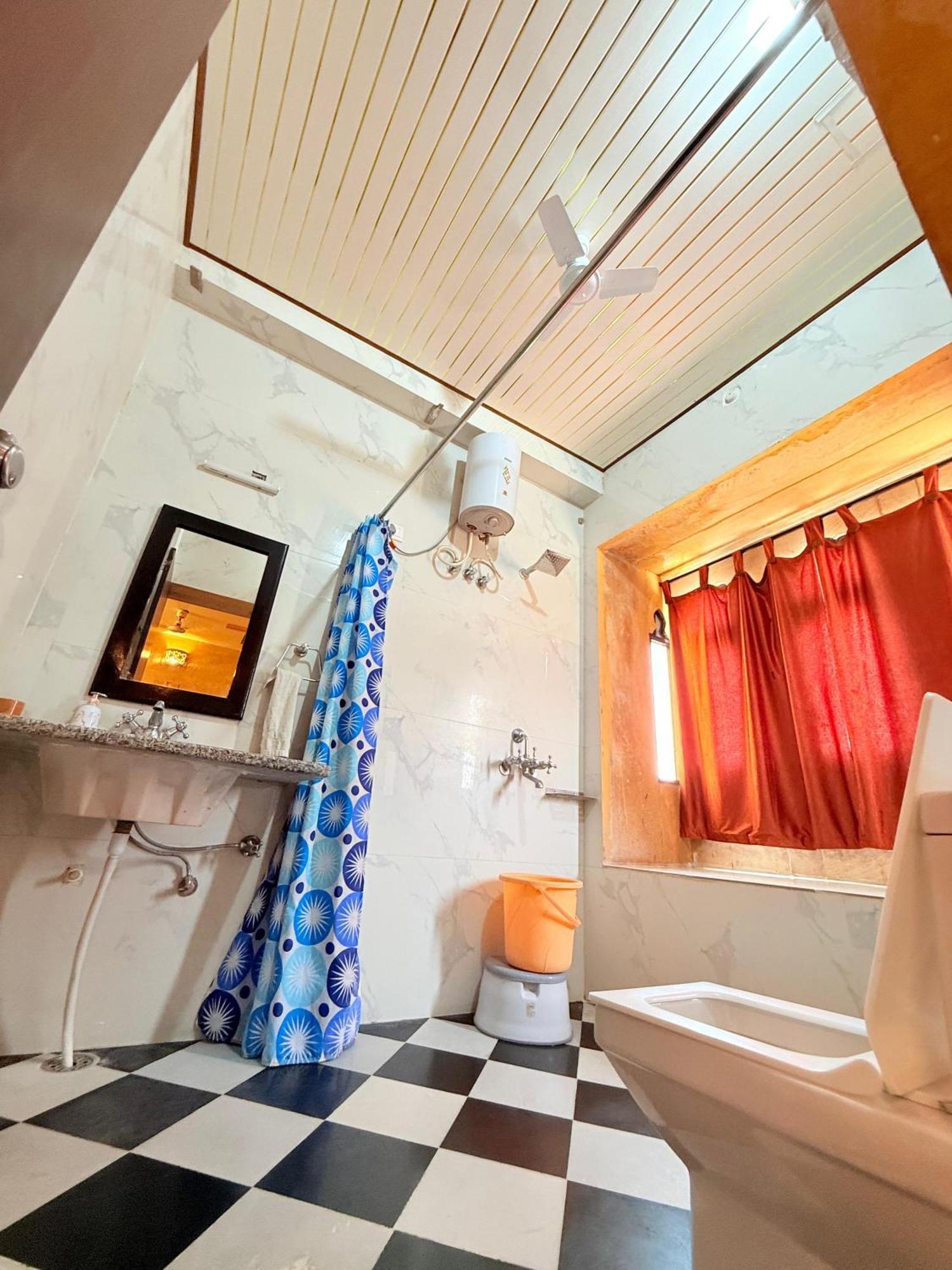 Suite with City View