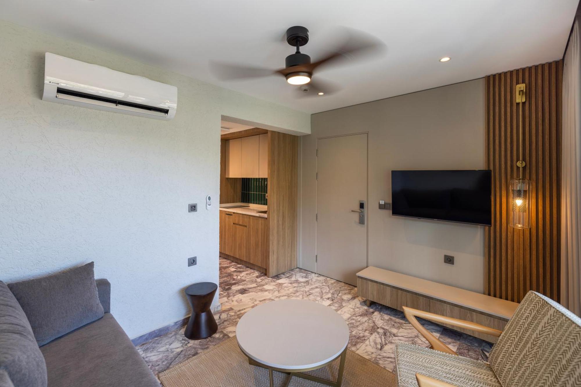 One-Bedroom Apartment with Spa Bath