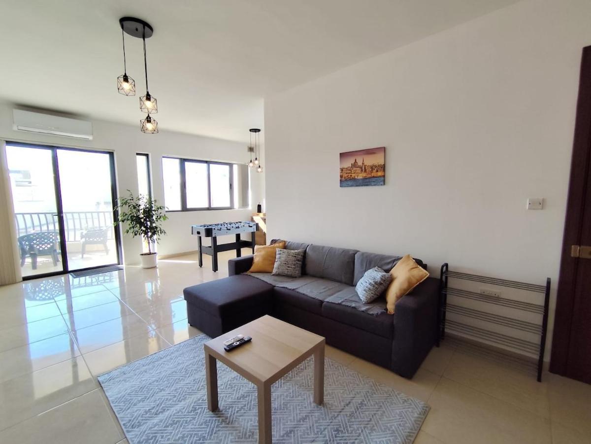 Two-Bedroom Apartment with Balcony and Terrace