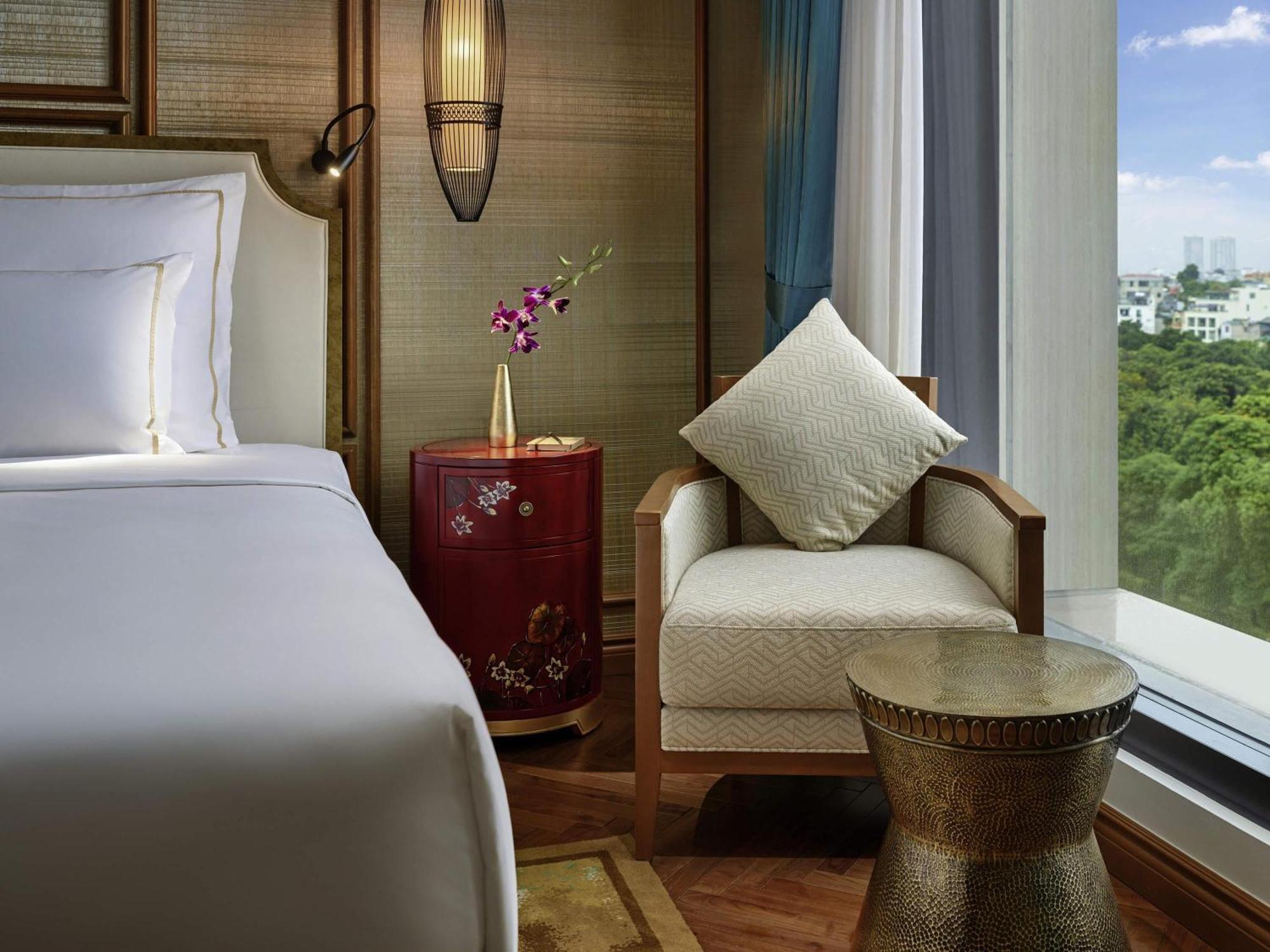Executive Room with Twin Beds and Lounge Access - High Floor