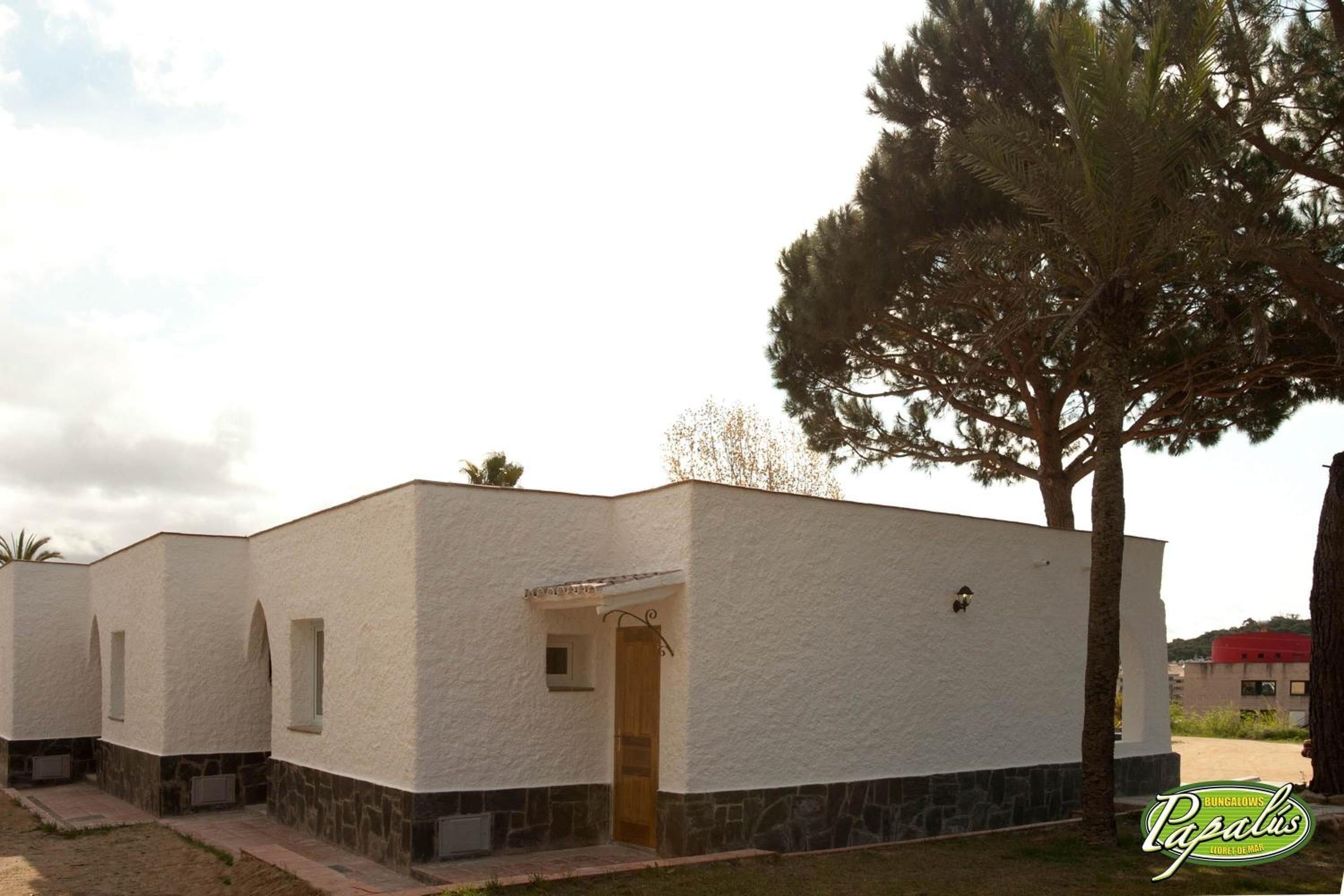 Two-Bedroom Bungalow (2-4 Adults)