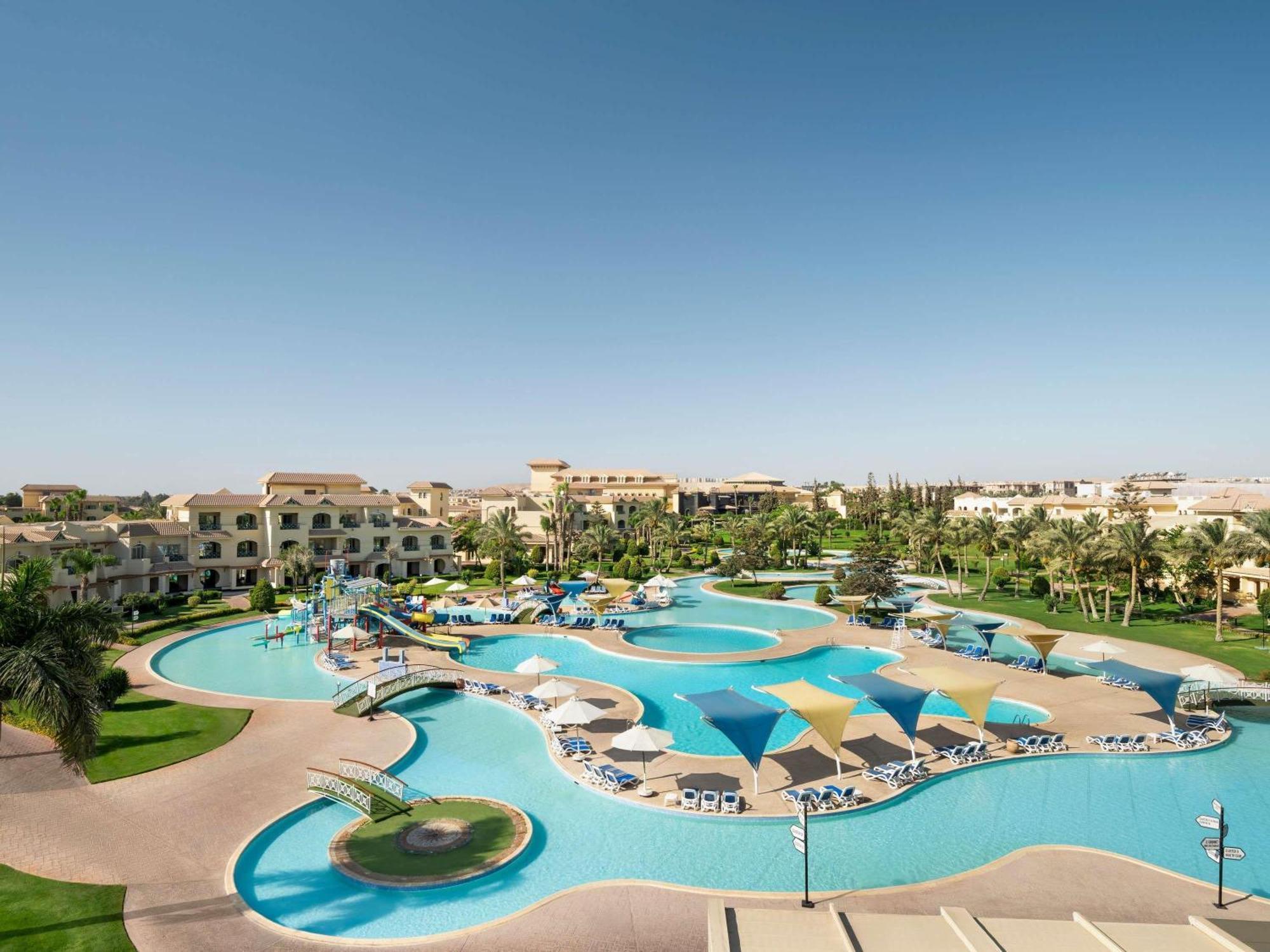 Presidential Suite with Pool View