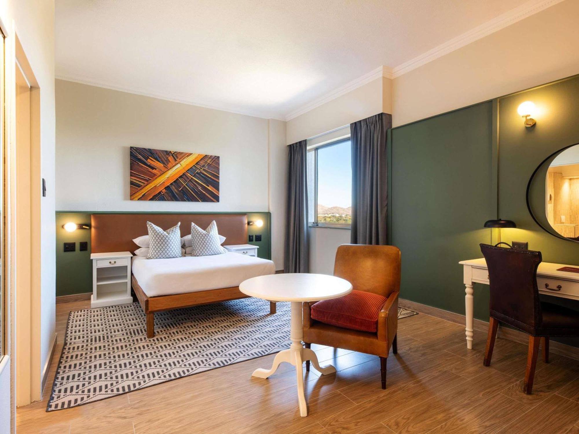 Classic Double Room with Pool View