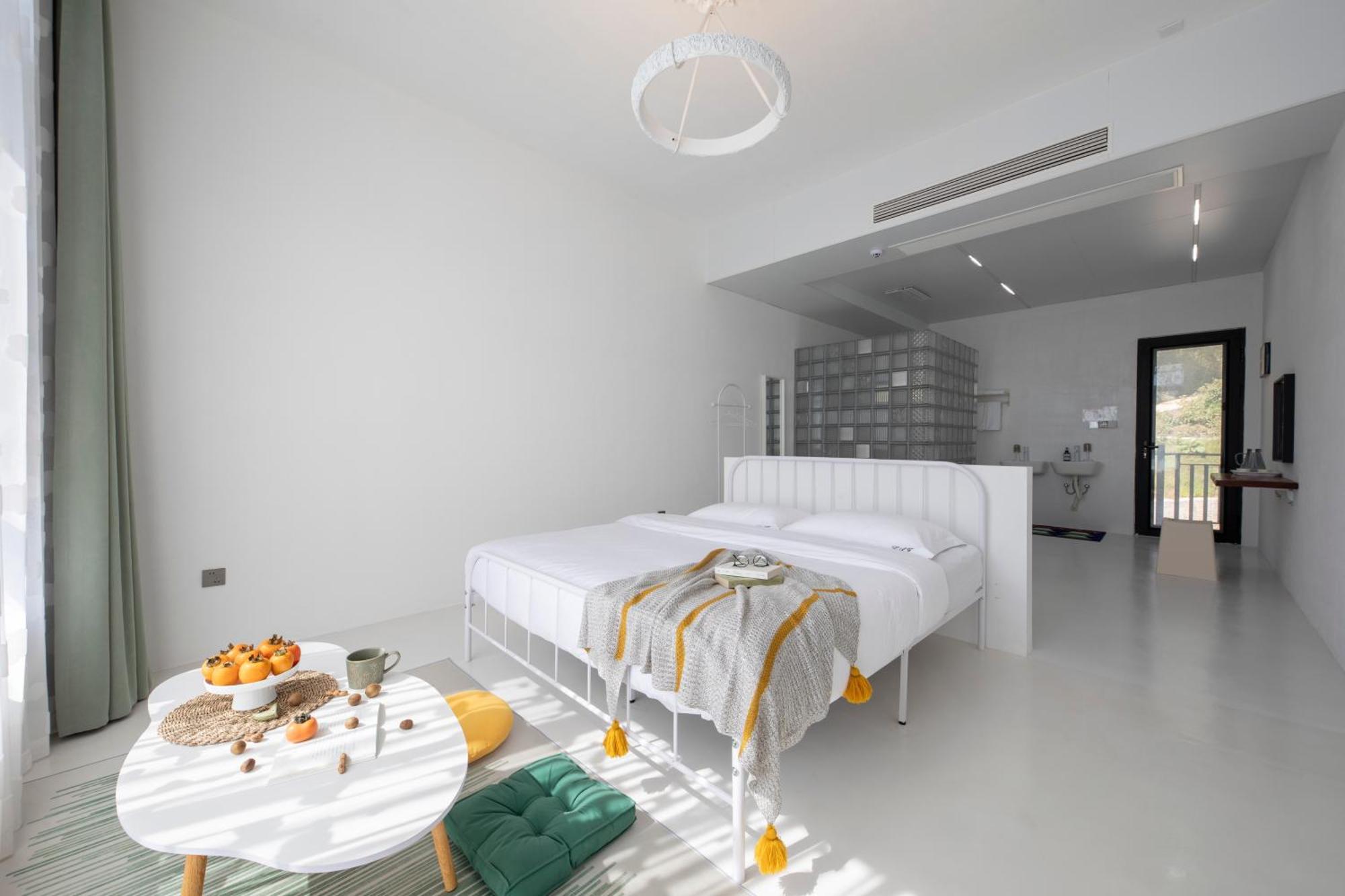 King Room with Mountain View