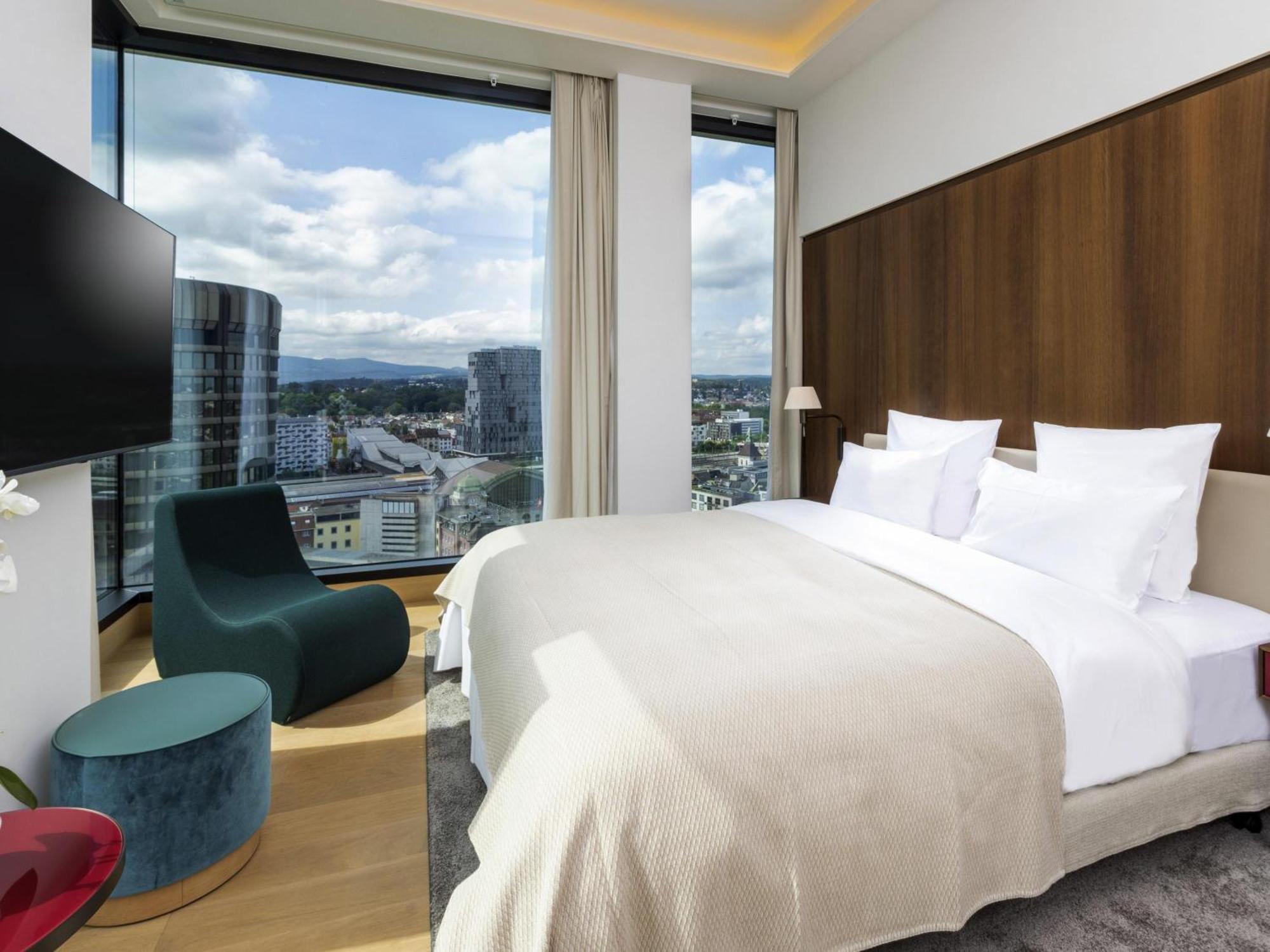 Junior King Suite