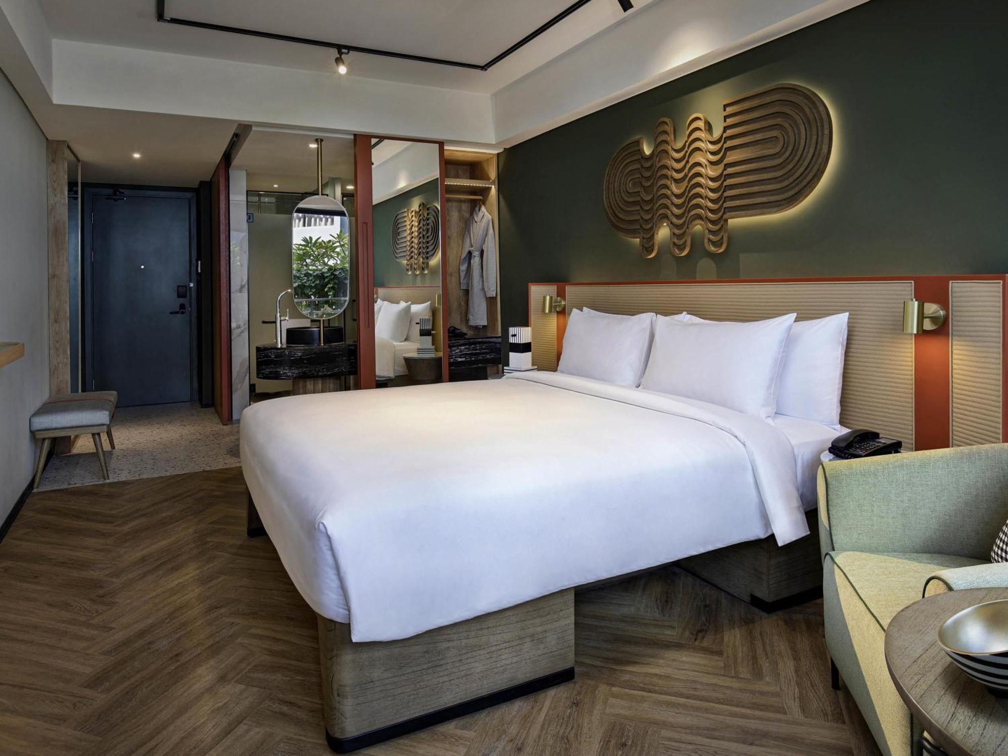 TRIBE Comfort King Room with One King Bed
