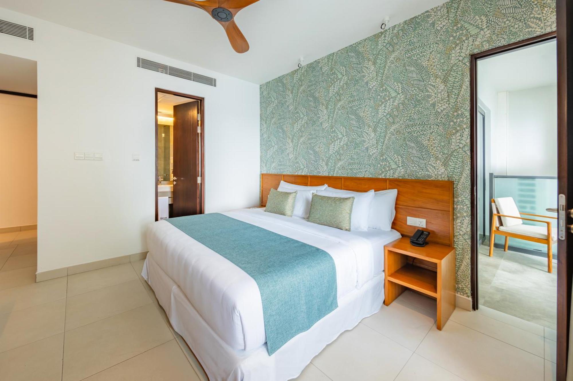 Sea View 3 Bedroom Master Suite (Free Airport Transfer)