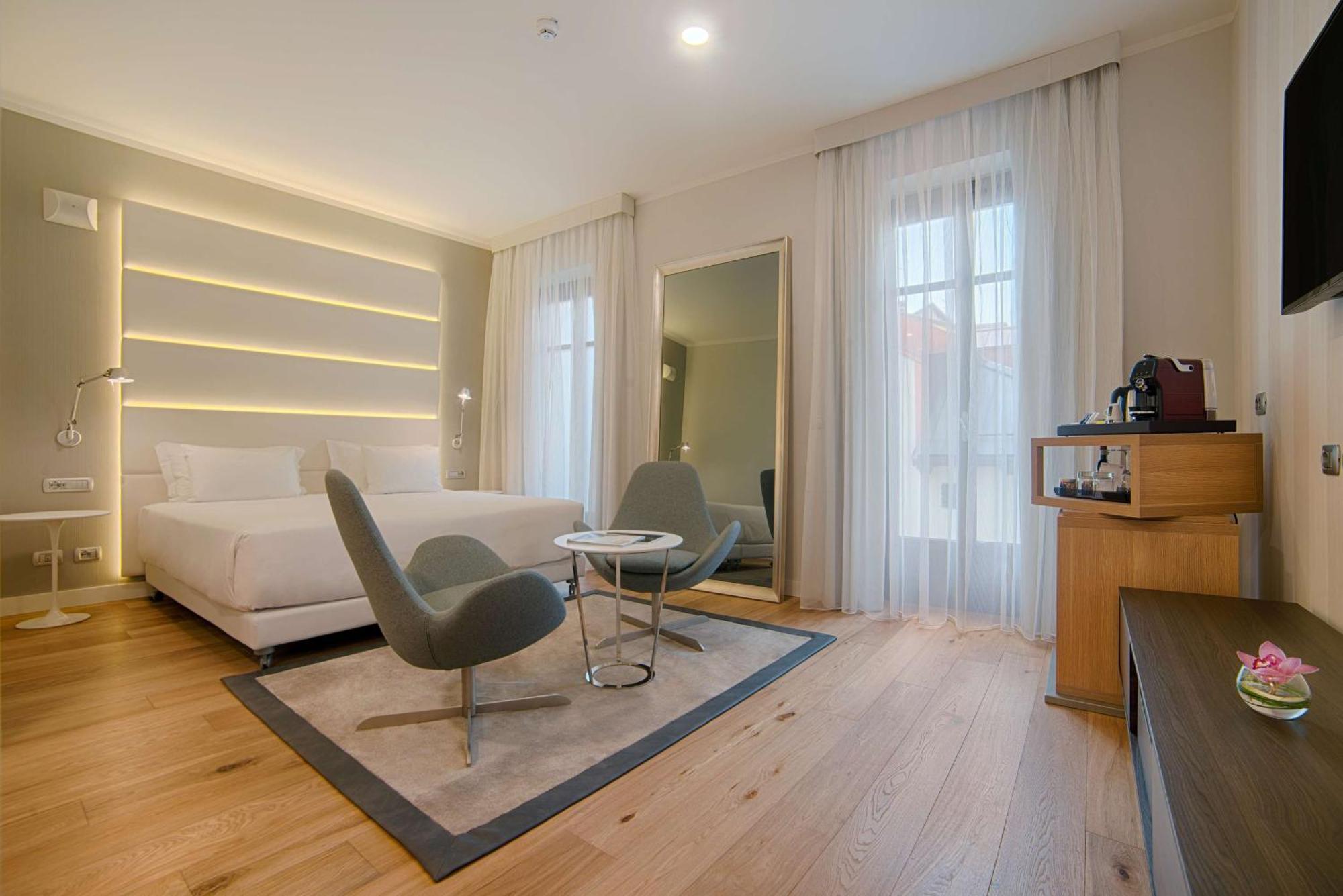 Premium Double or Twin Room with Terrace