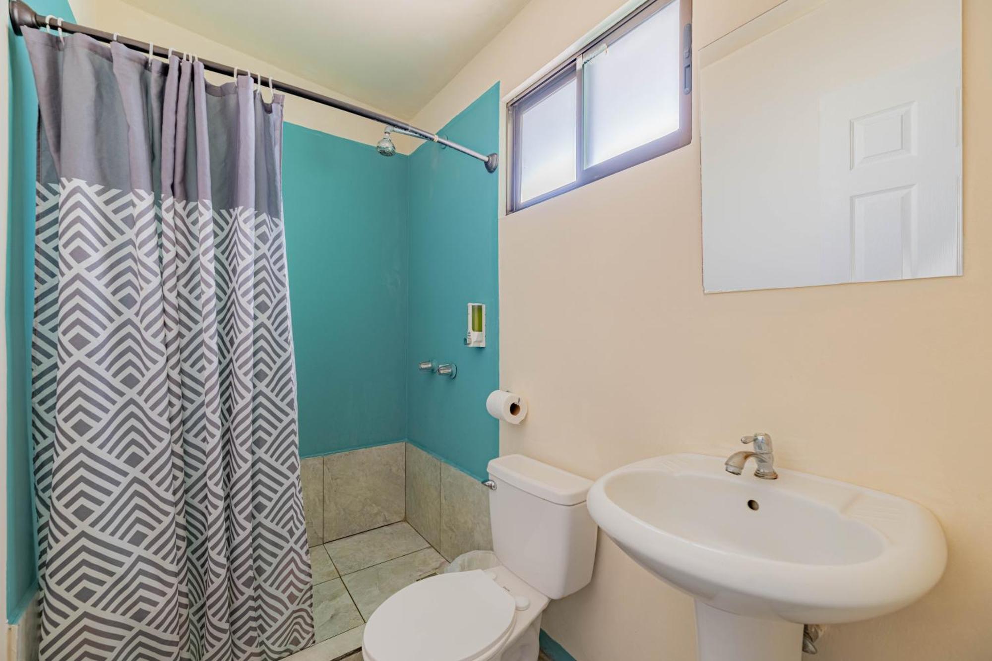 Twin Room 2 Single Beds with Private Bathroom (No Hot Water)