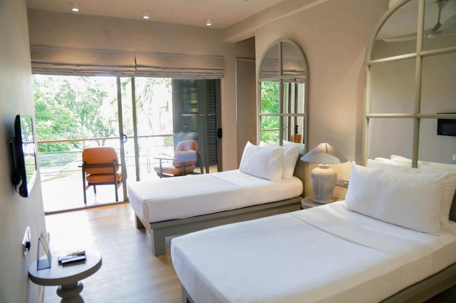 Superior Double or Twin Room with Lake View