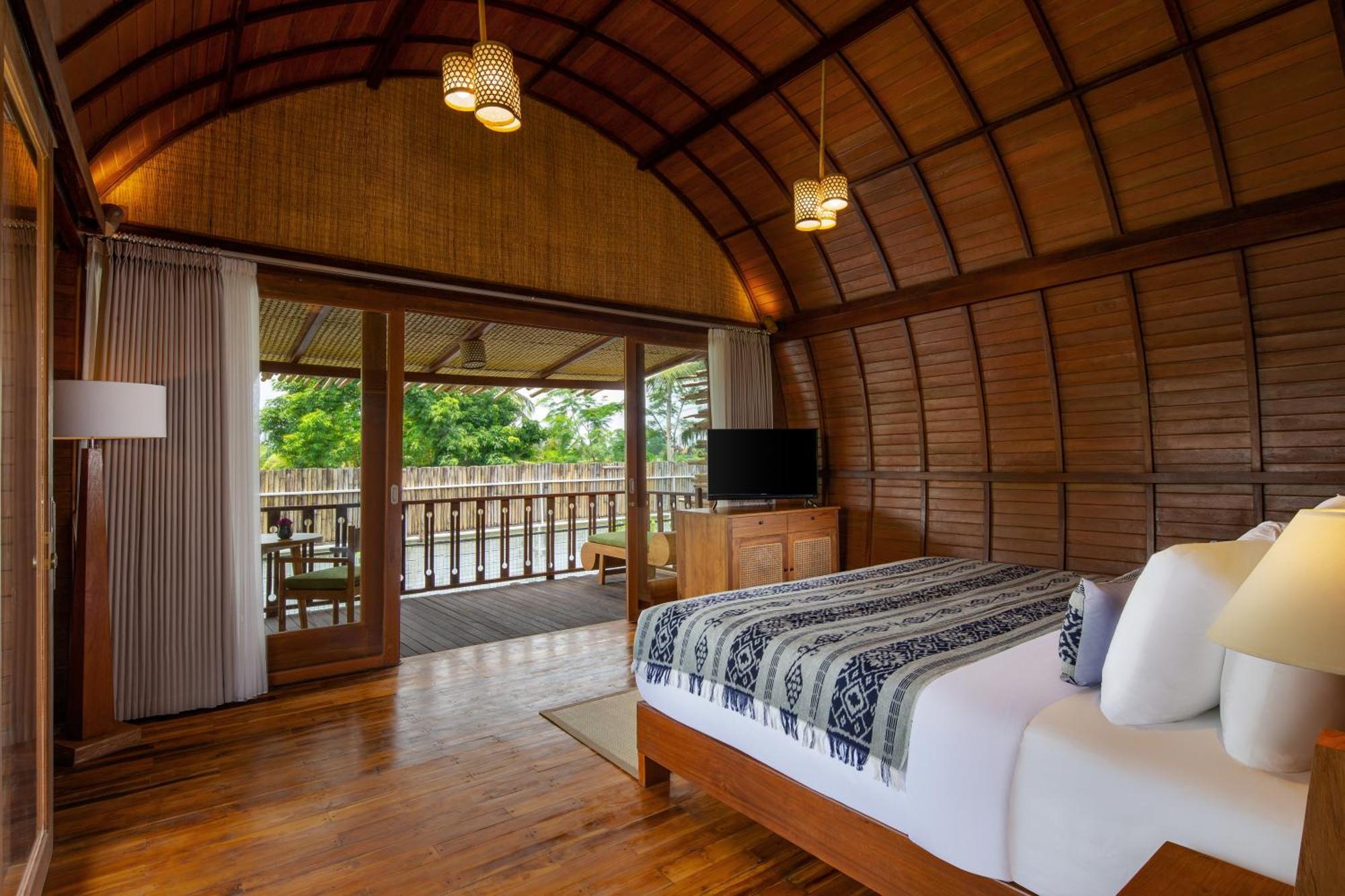 Grand Deluxe with Free Upgrade