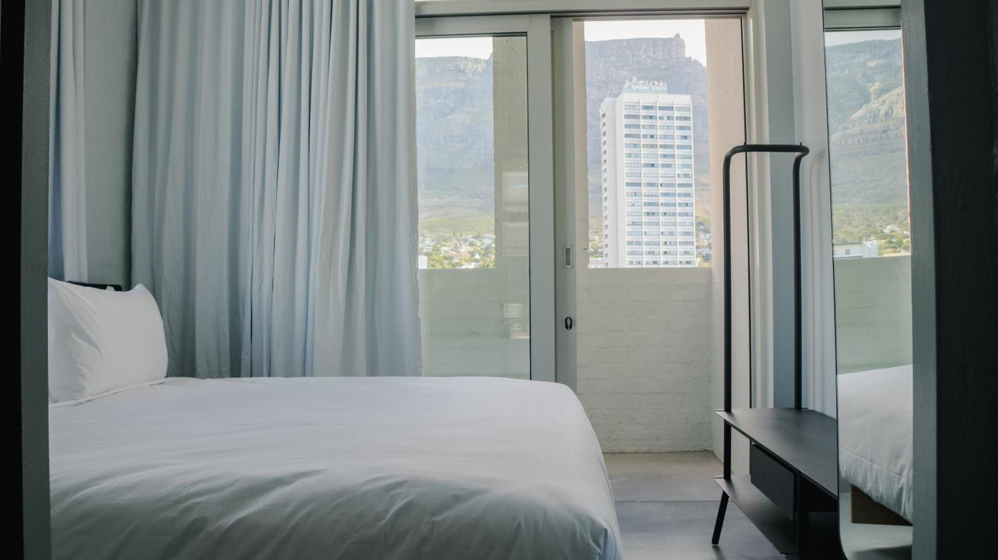 Apartment with City View