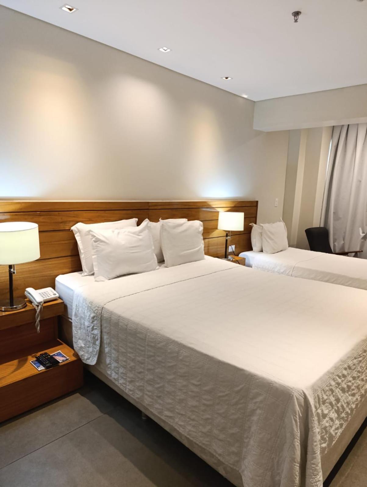 Deluxe Room (1 adult + 1 child)