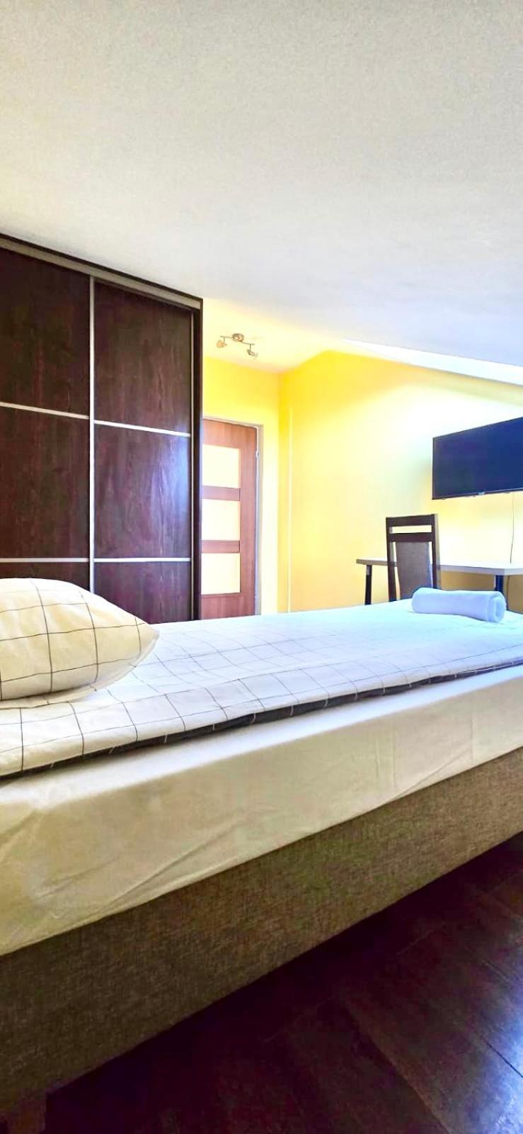 Single Room with Shared Shower and Toilet