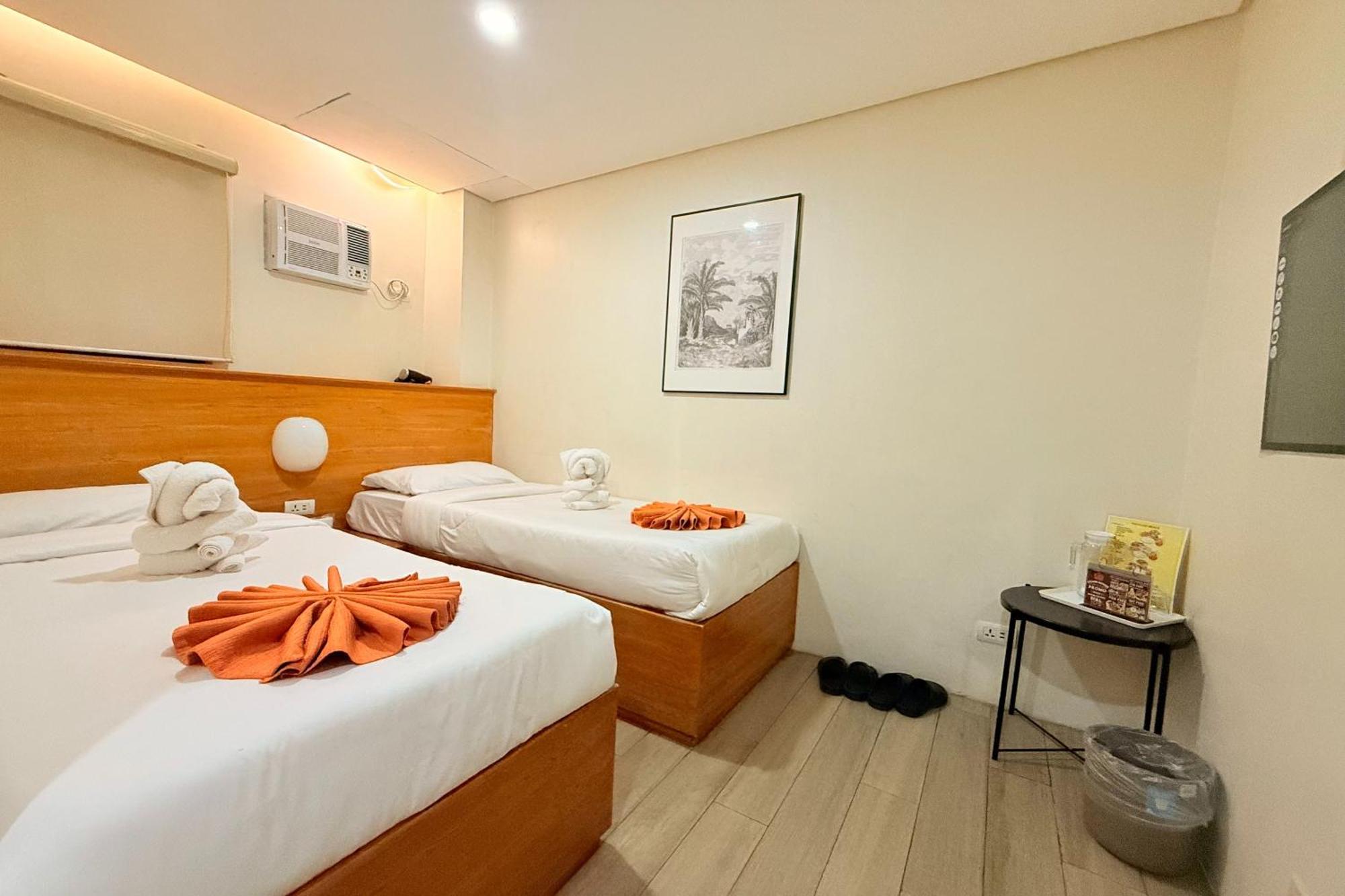 Twin Room with Bathroom