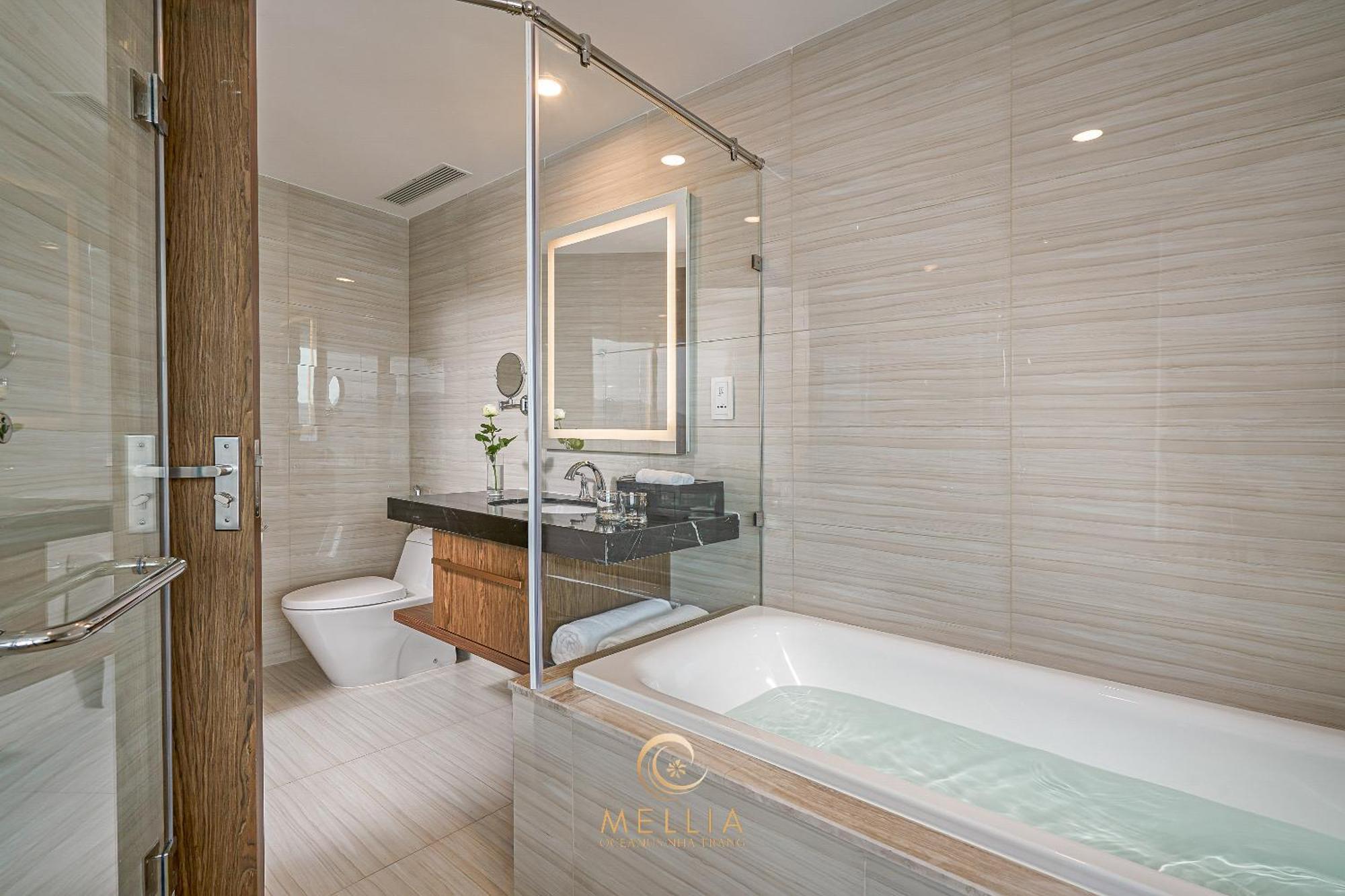 Suite with Sea View