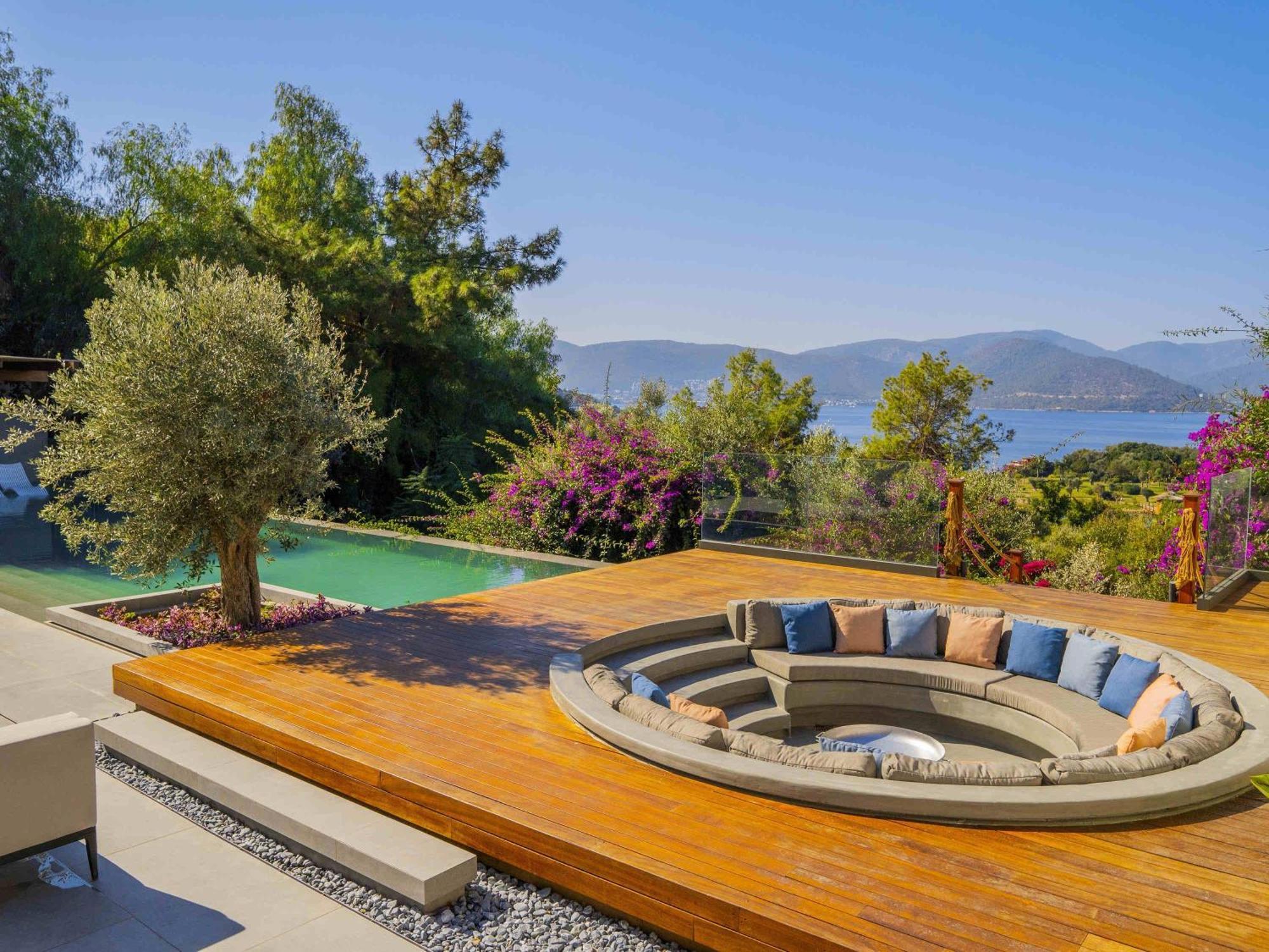 Diamond Villa