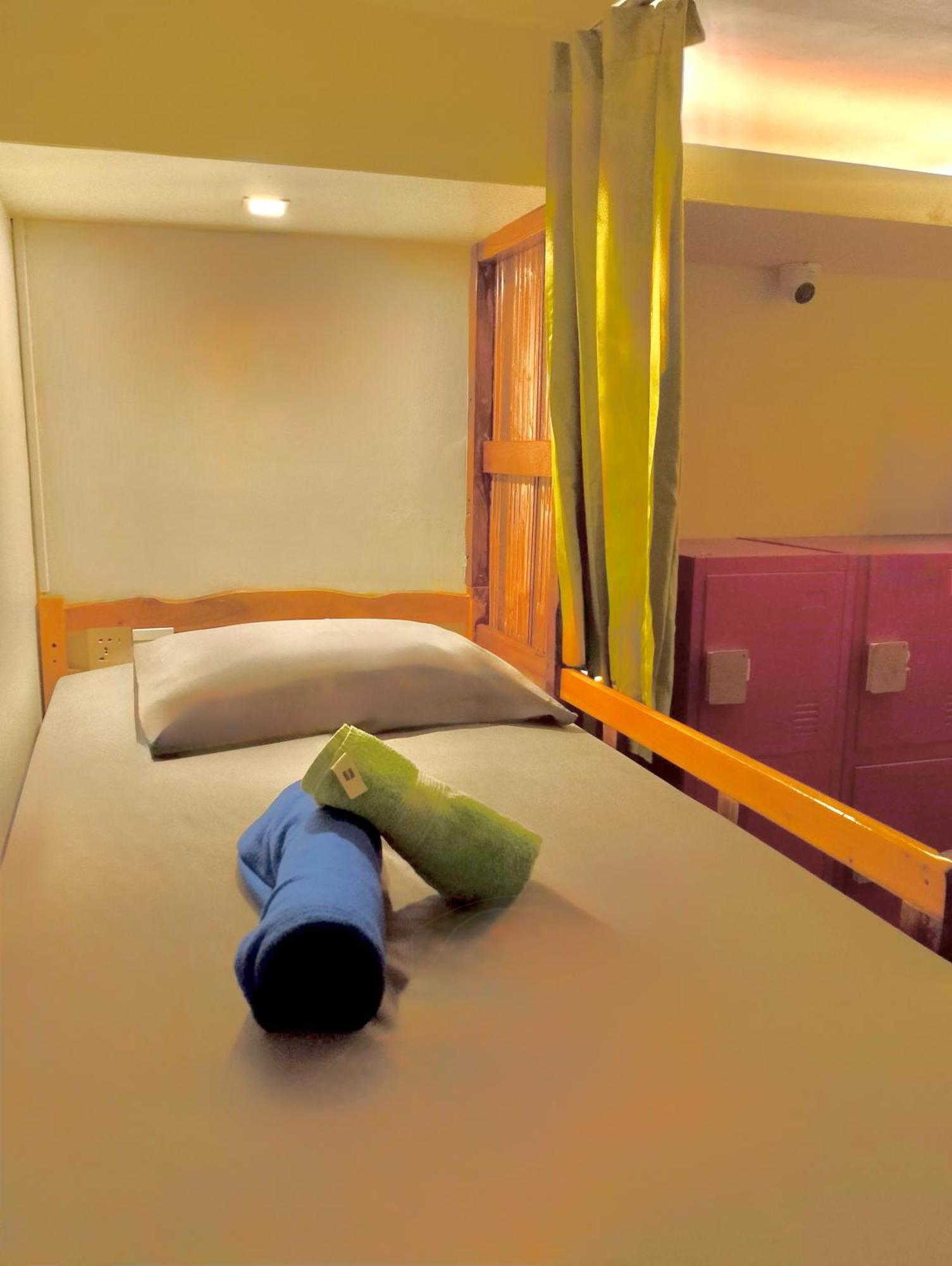 Bed in 6-Bed Mixed Dormitory Room