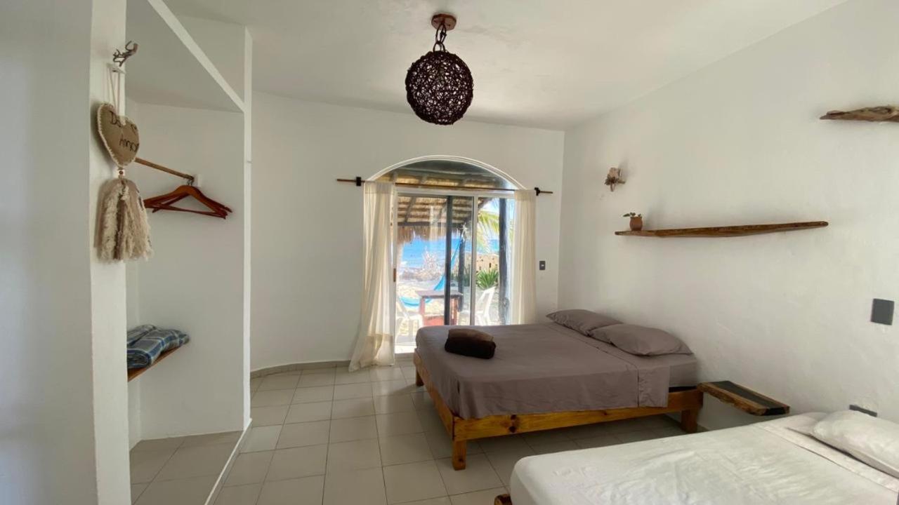 Standard Twin Room Sea View