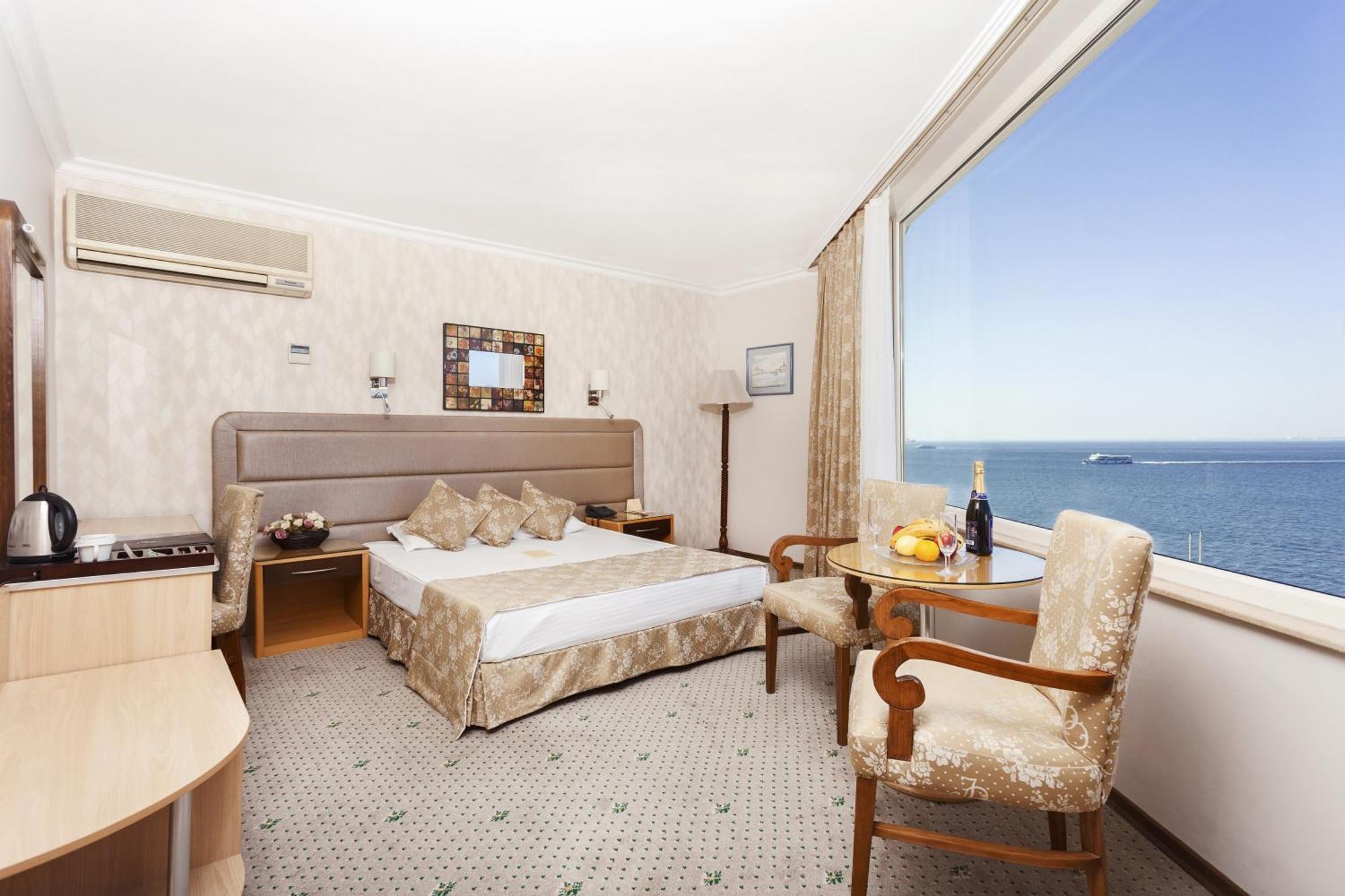 Junior Suite with Sea View