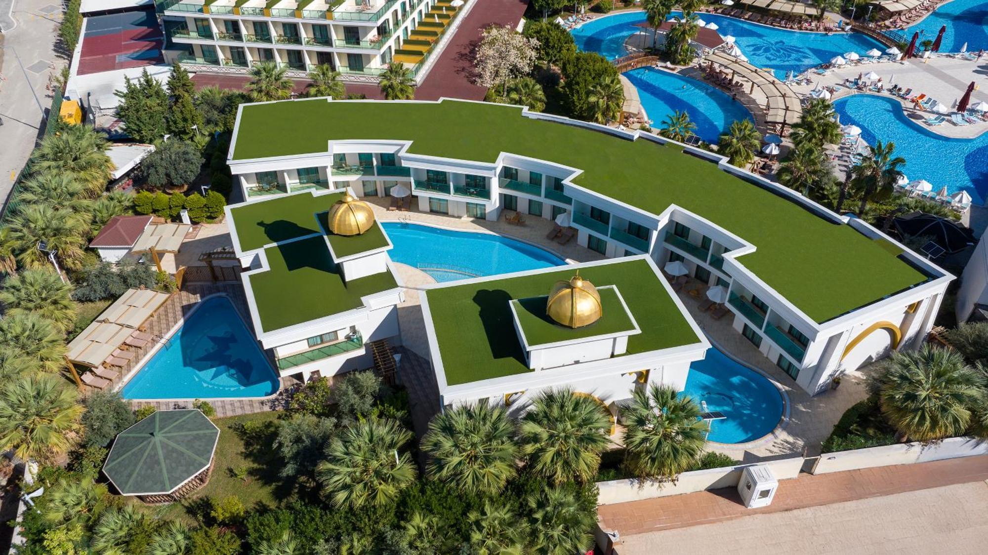 Suite with Pool View