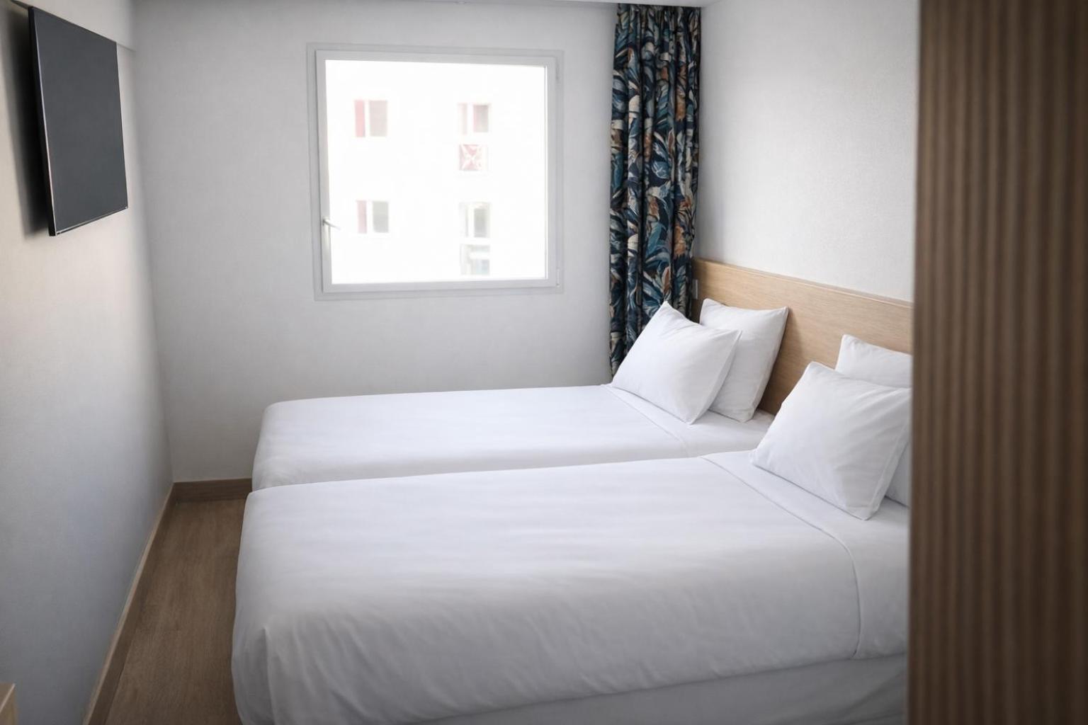 Comfort Twin Room