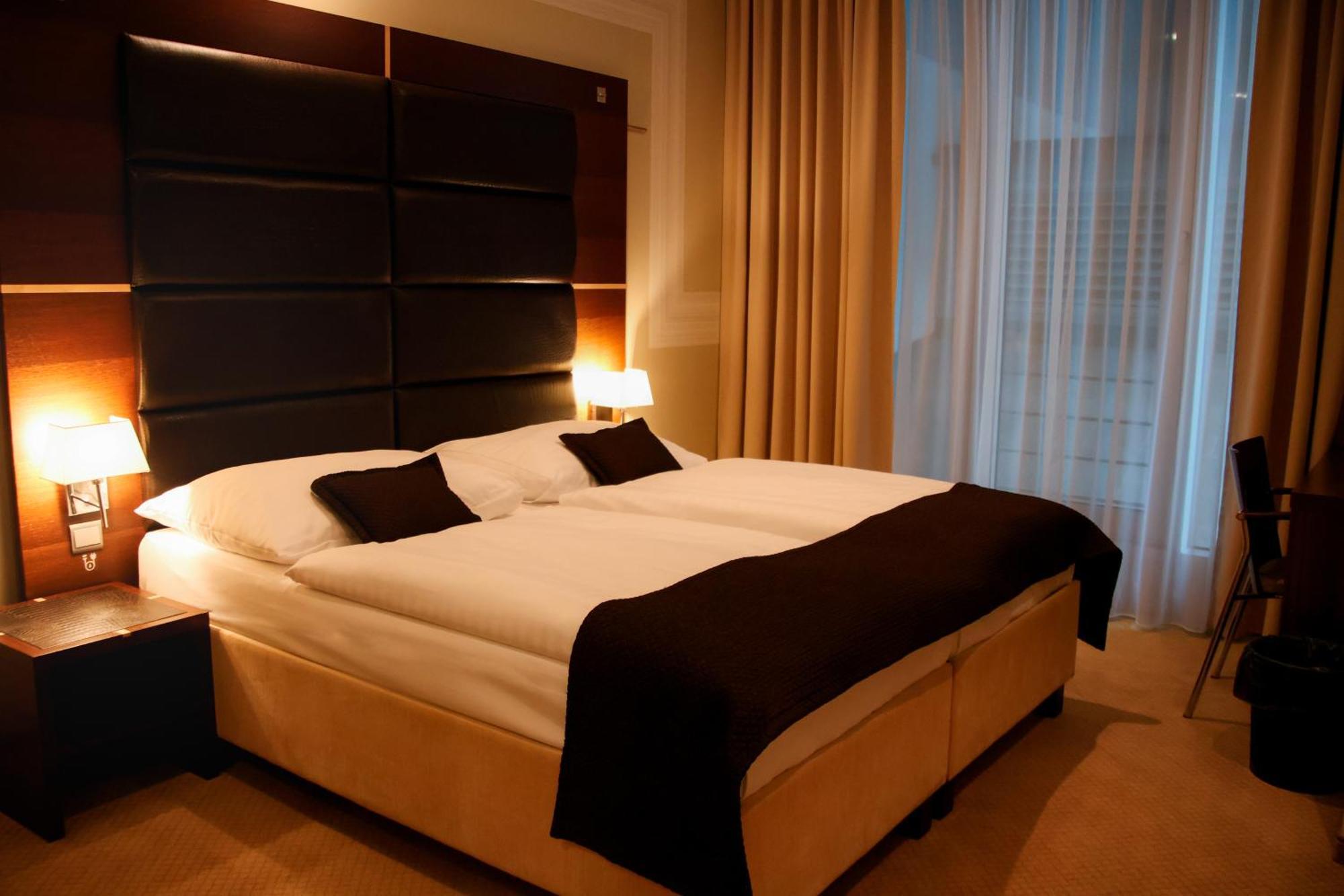 Small Double or Twin Room