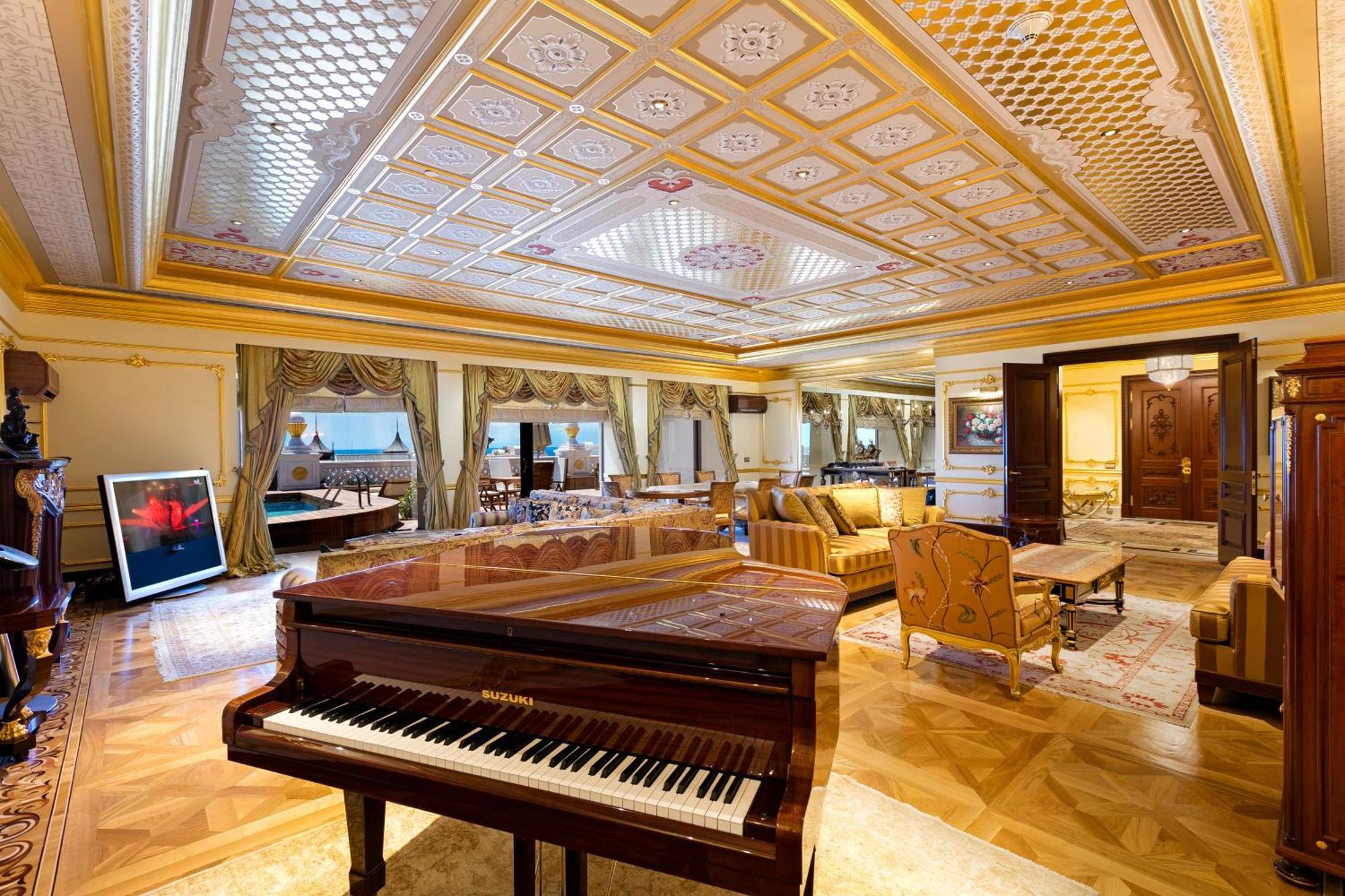 King Suite