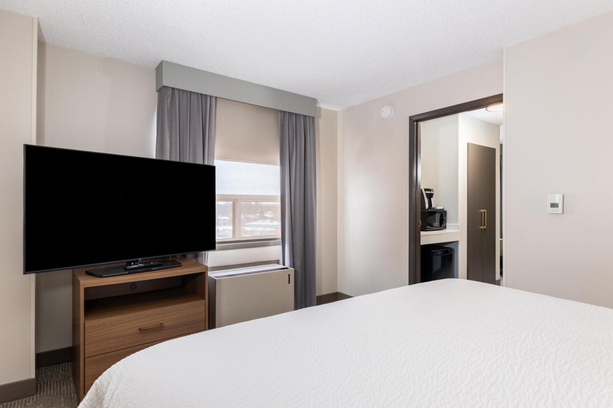Executive King Suite