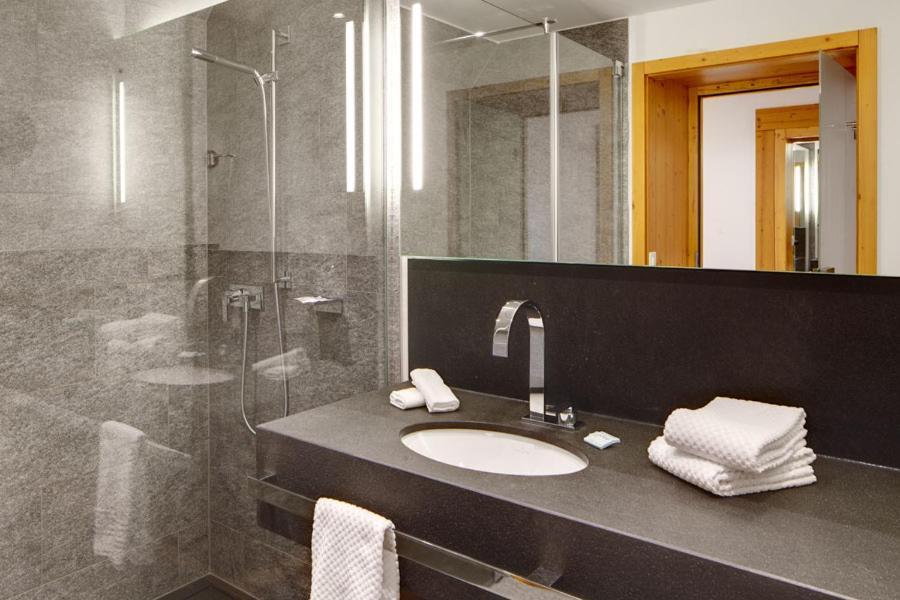 Double Room with Spa Bath