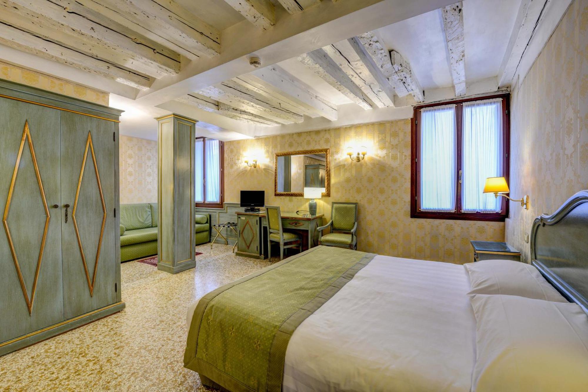 Double or Twin Room with Canal View
