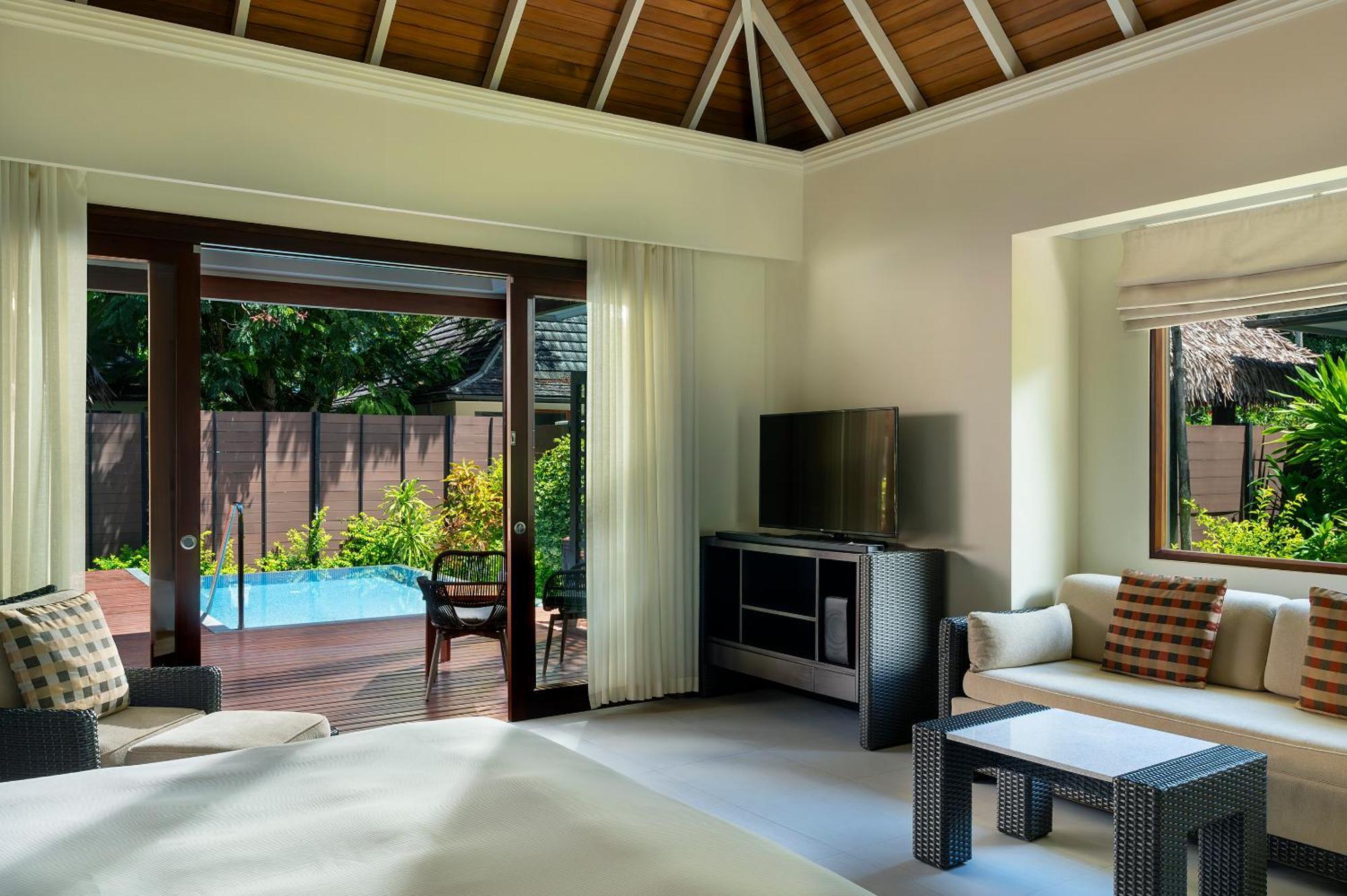 Garden Oasis Pool Villa