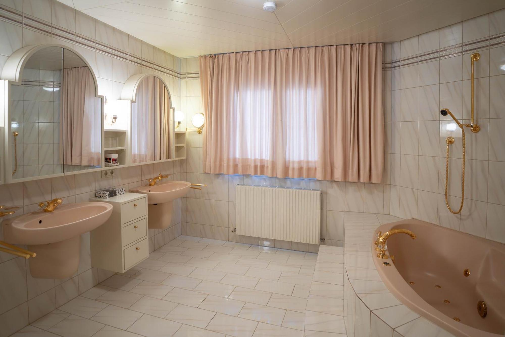 Suite with Balcony