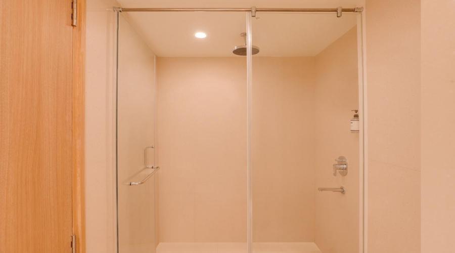 Business Double Room with Gym Access