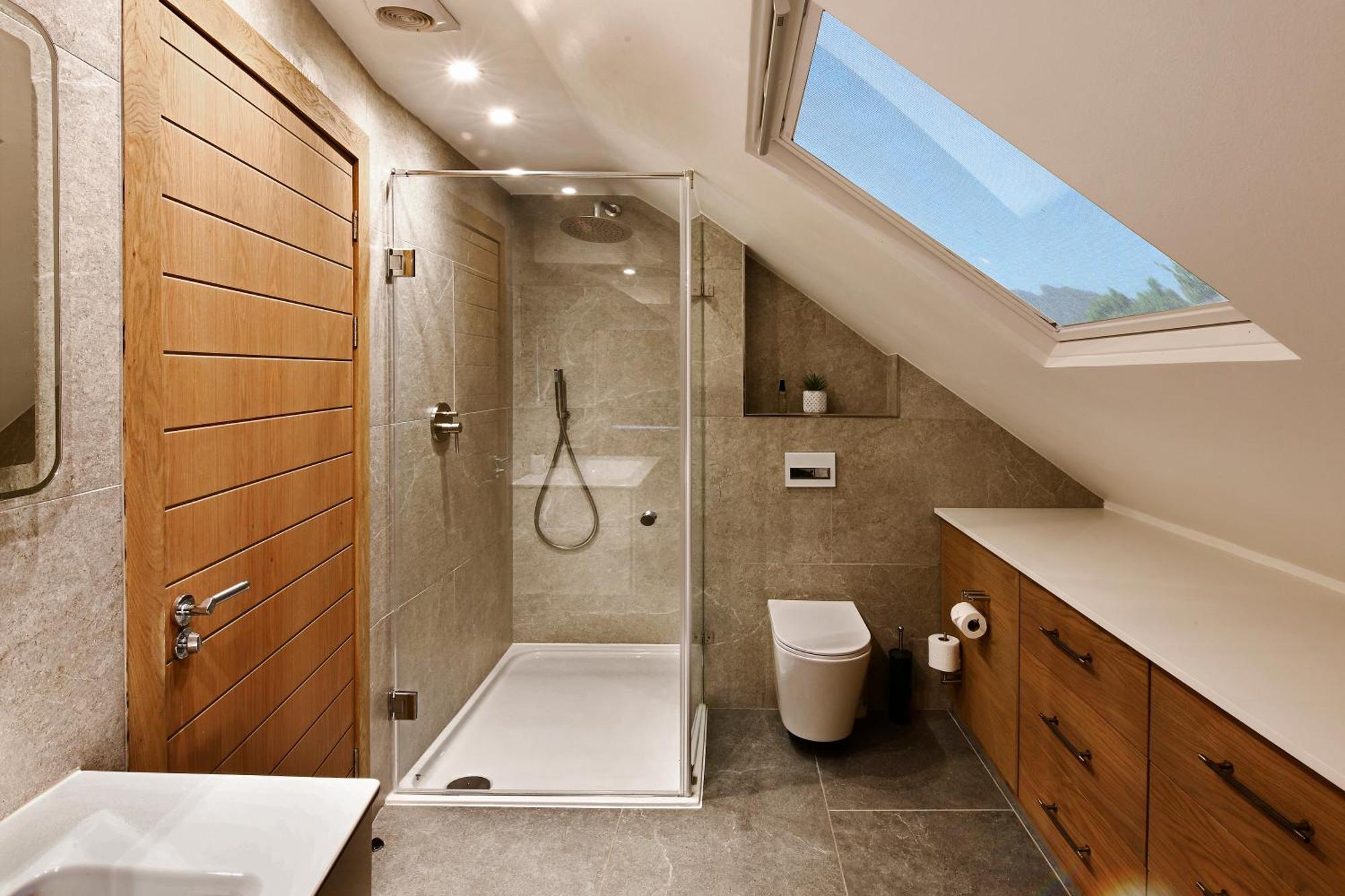 Premium Family Suite With Mountain View(1 Queen Double & 1 Twin bedded Room)